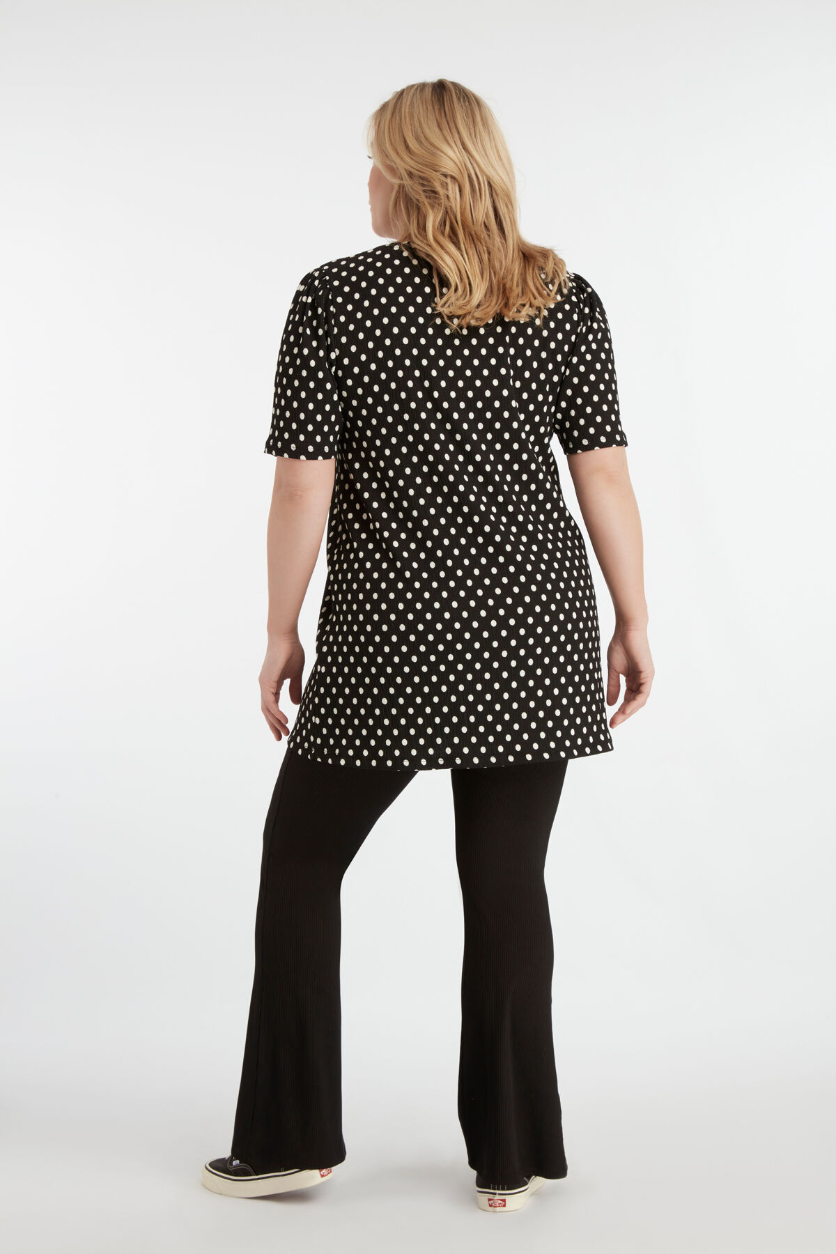 Camiseta larga estampada image number 4