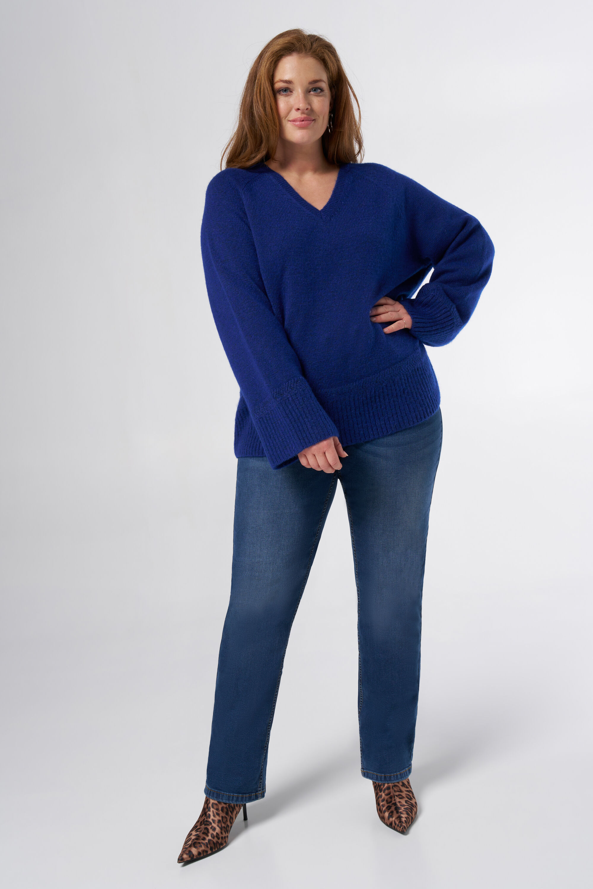 Jersey con escote en V image number 5