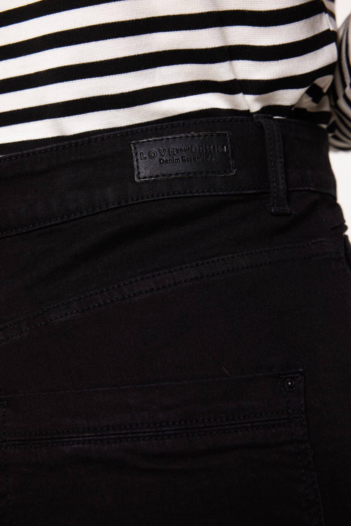 Vaqueros de pernera estrecha IRIS image number 5