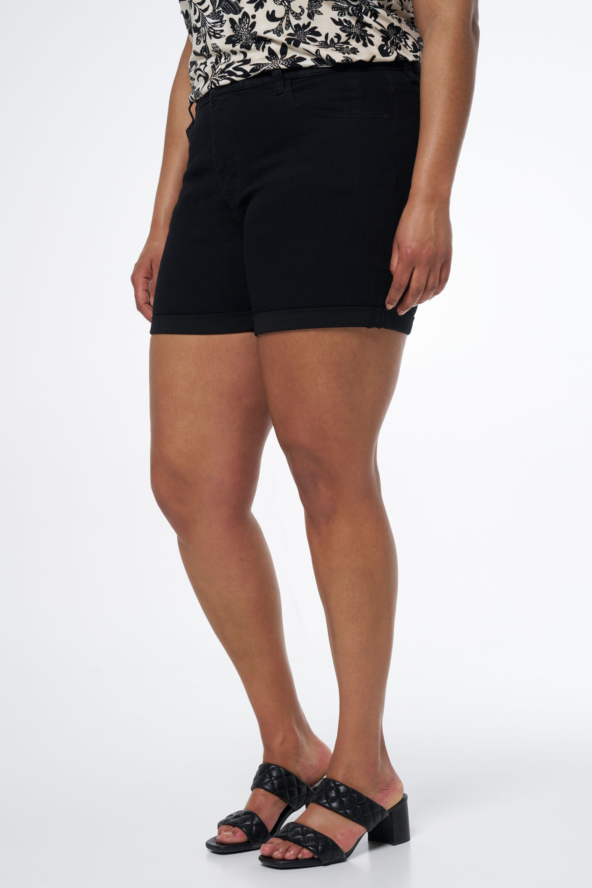 Shorts denim image number 5