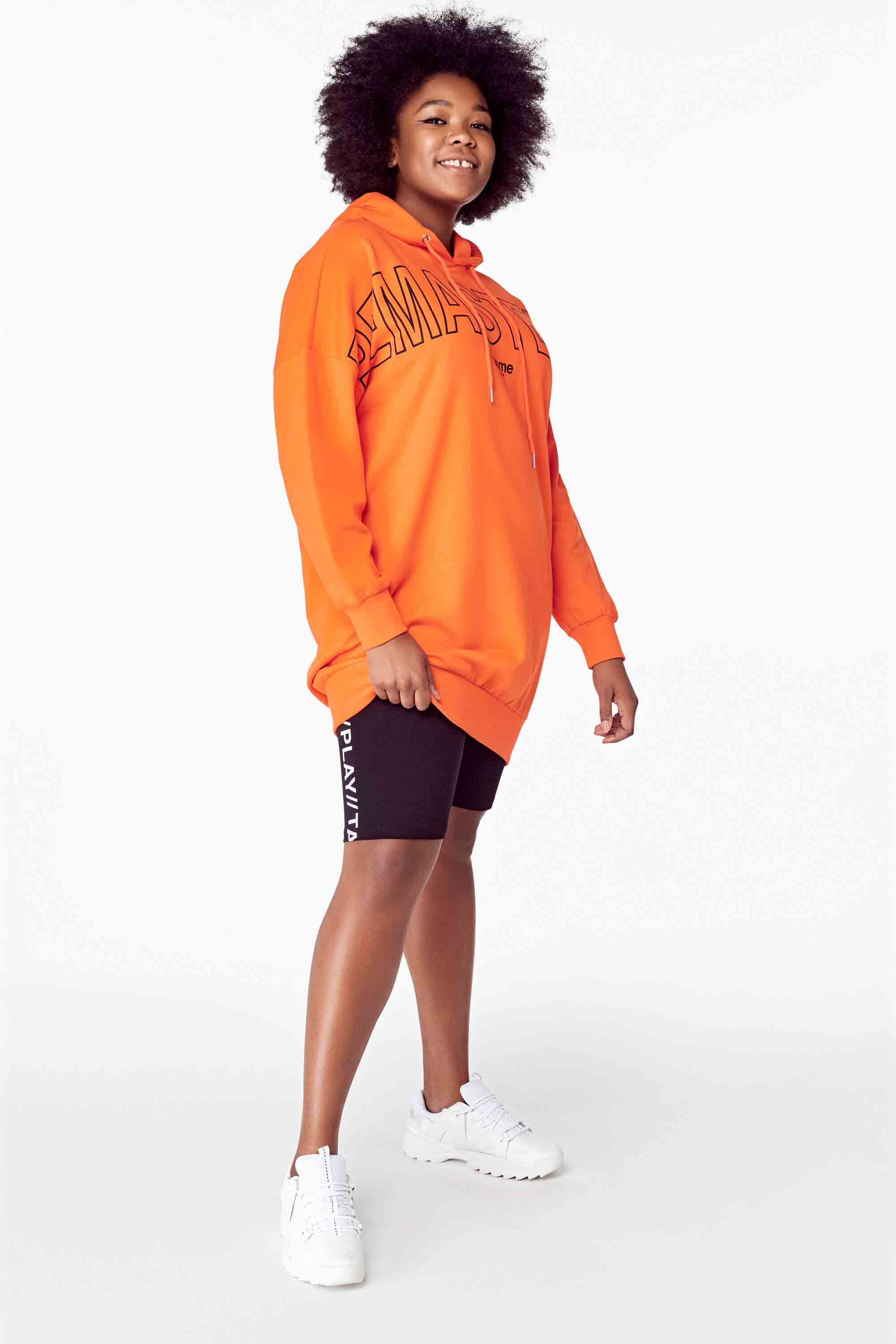 Jersey tipo vestido con estampado en goma image number 4