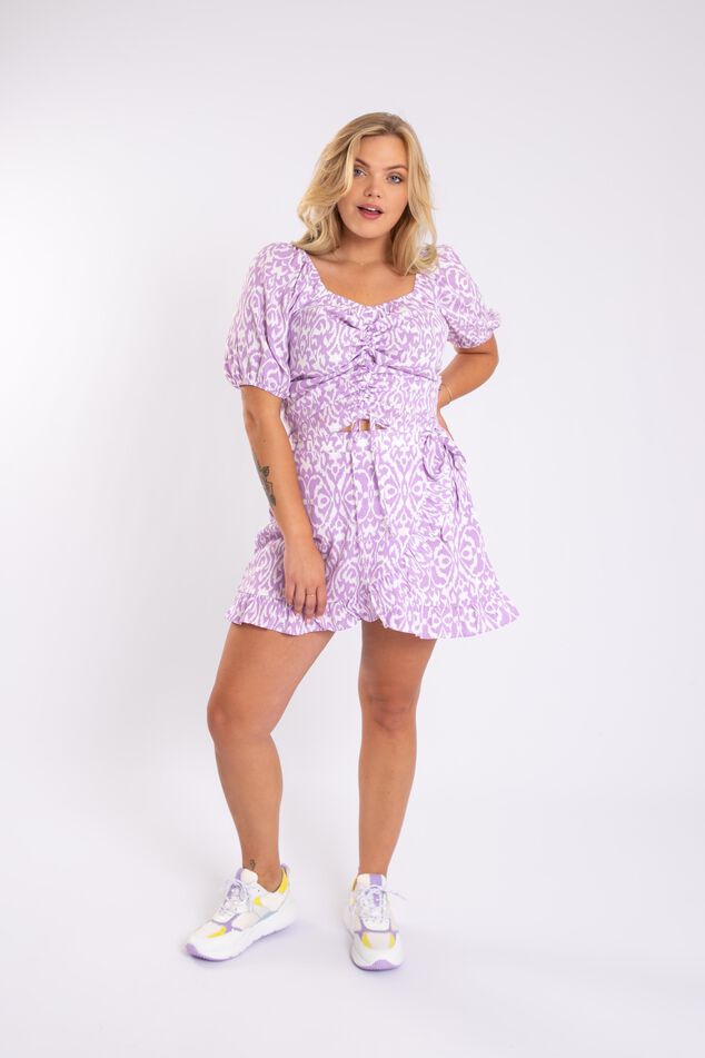 Top con detalle de encaje image number 6