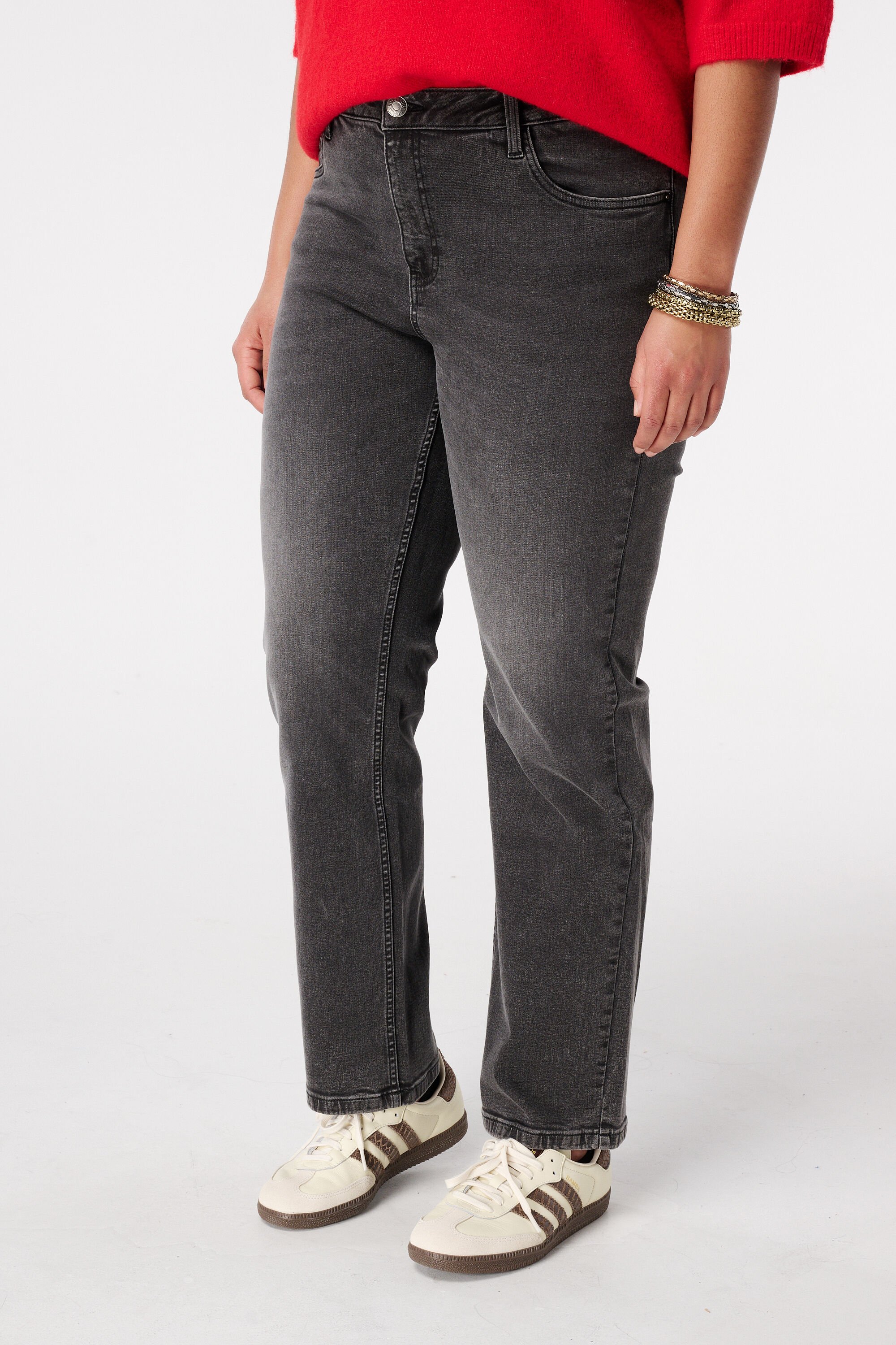 Vaqueros de pierna recta LILY image number 5