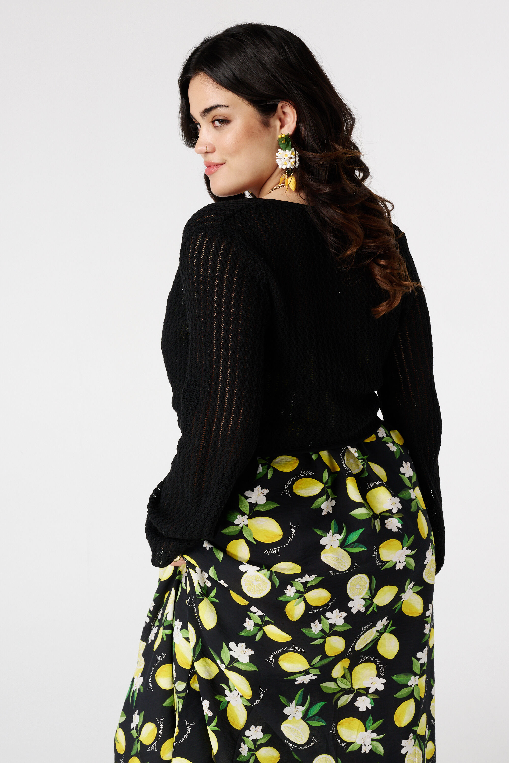 C&aacute;rdigan de punto con detalle de botones image number 3