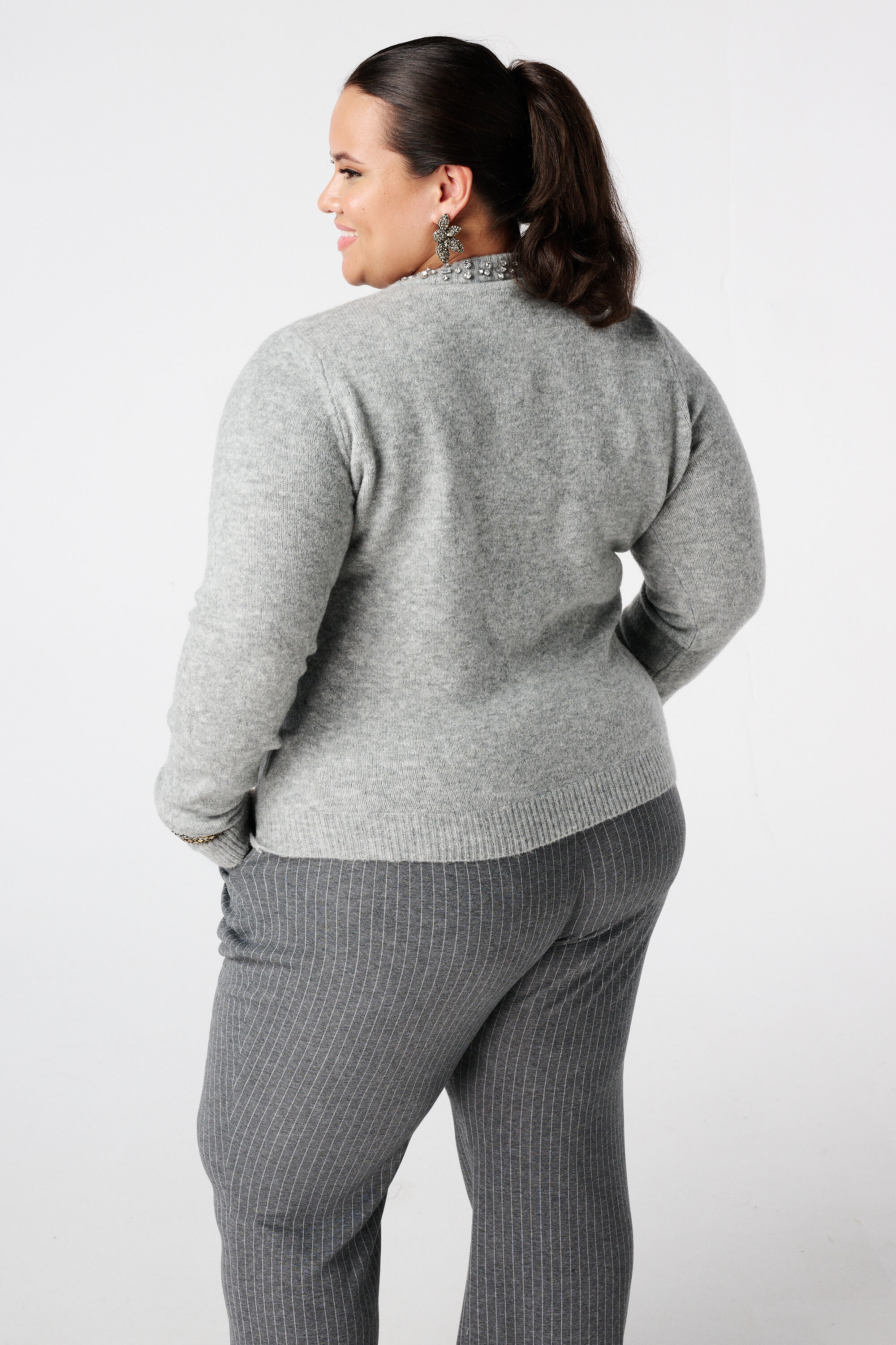 C&aacute;rdigan de punto fino con detalles de rombos. image number 3