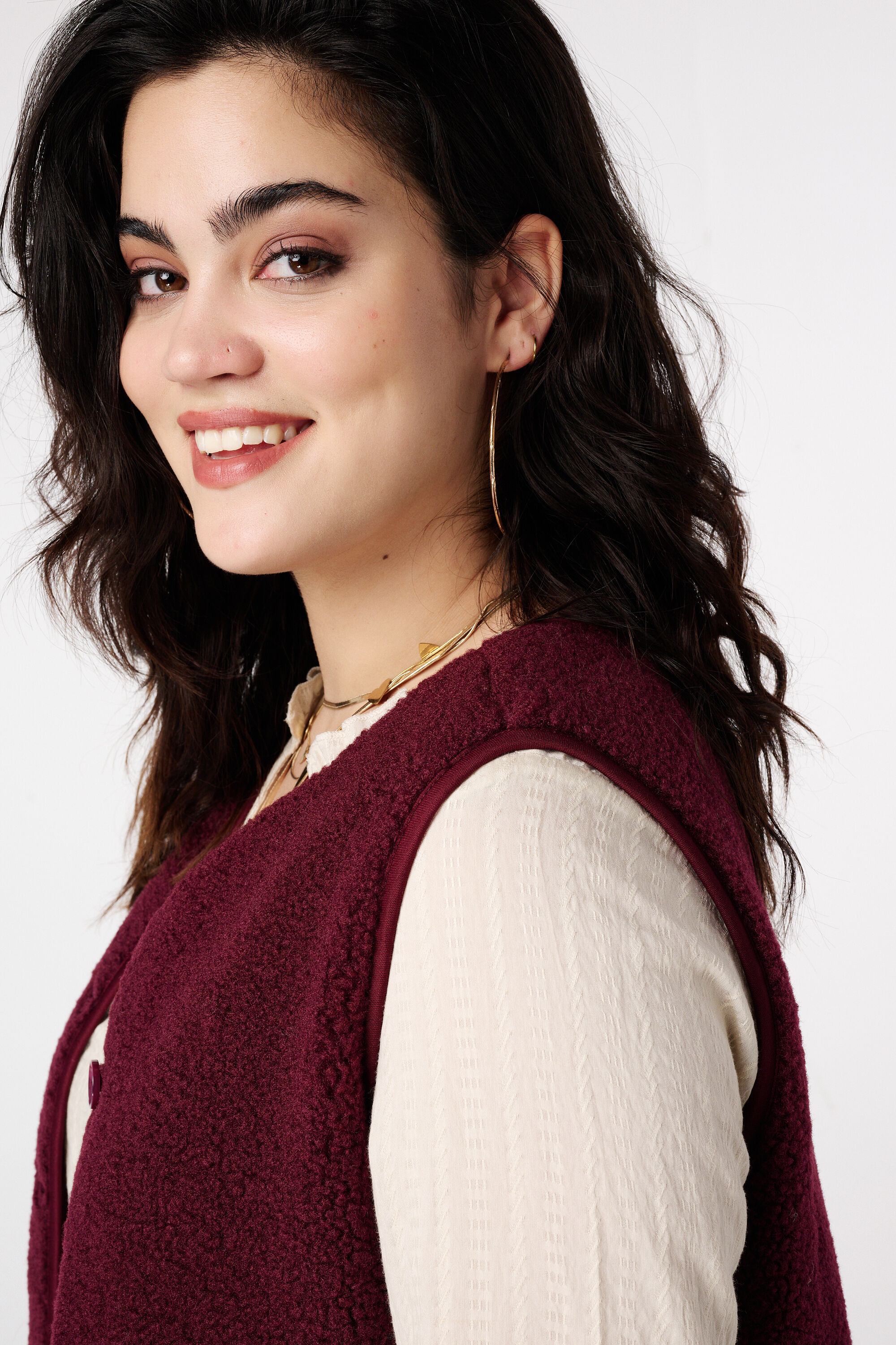 Chaleco teddy con cierre de botones image number 4