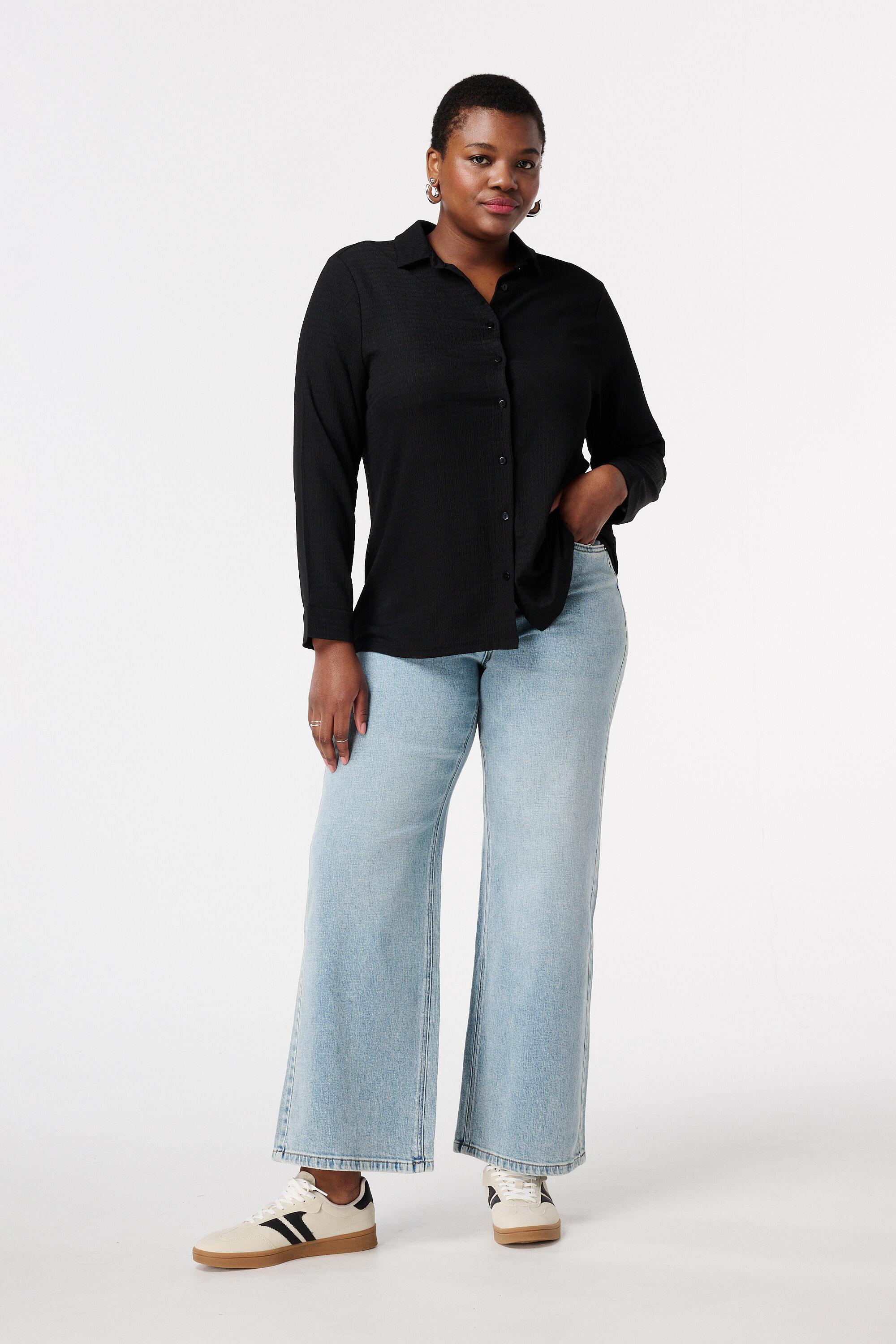 Top tipo camiseta con textura image number 5