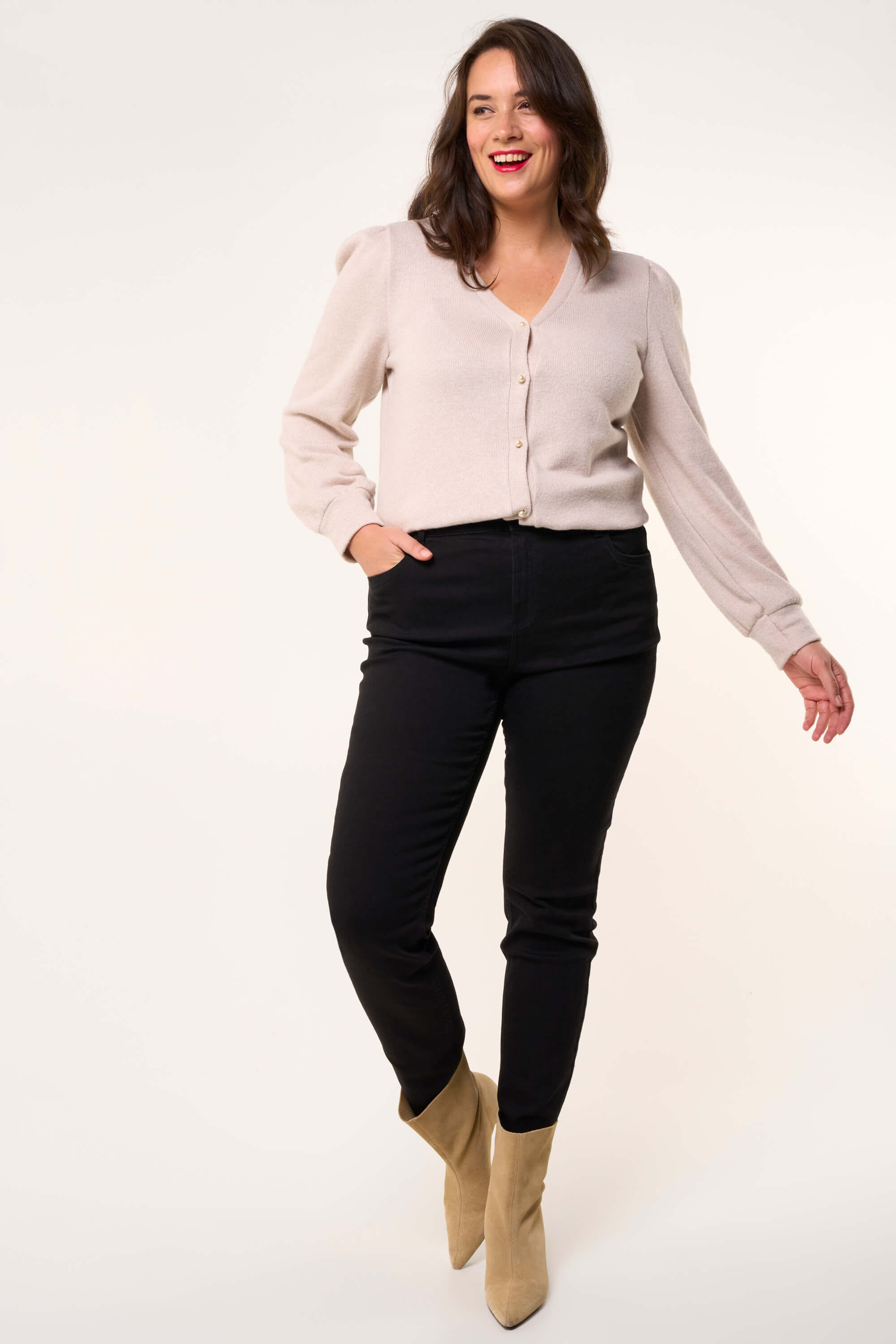 Vaqueros de pernera estrecha IRIS image number 7