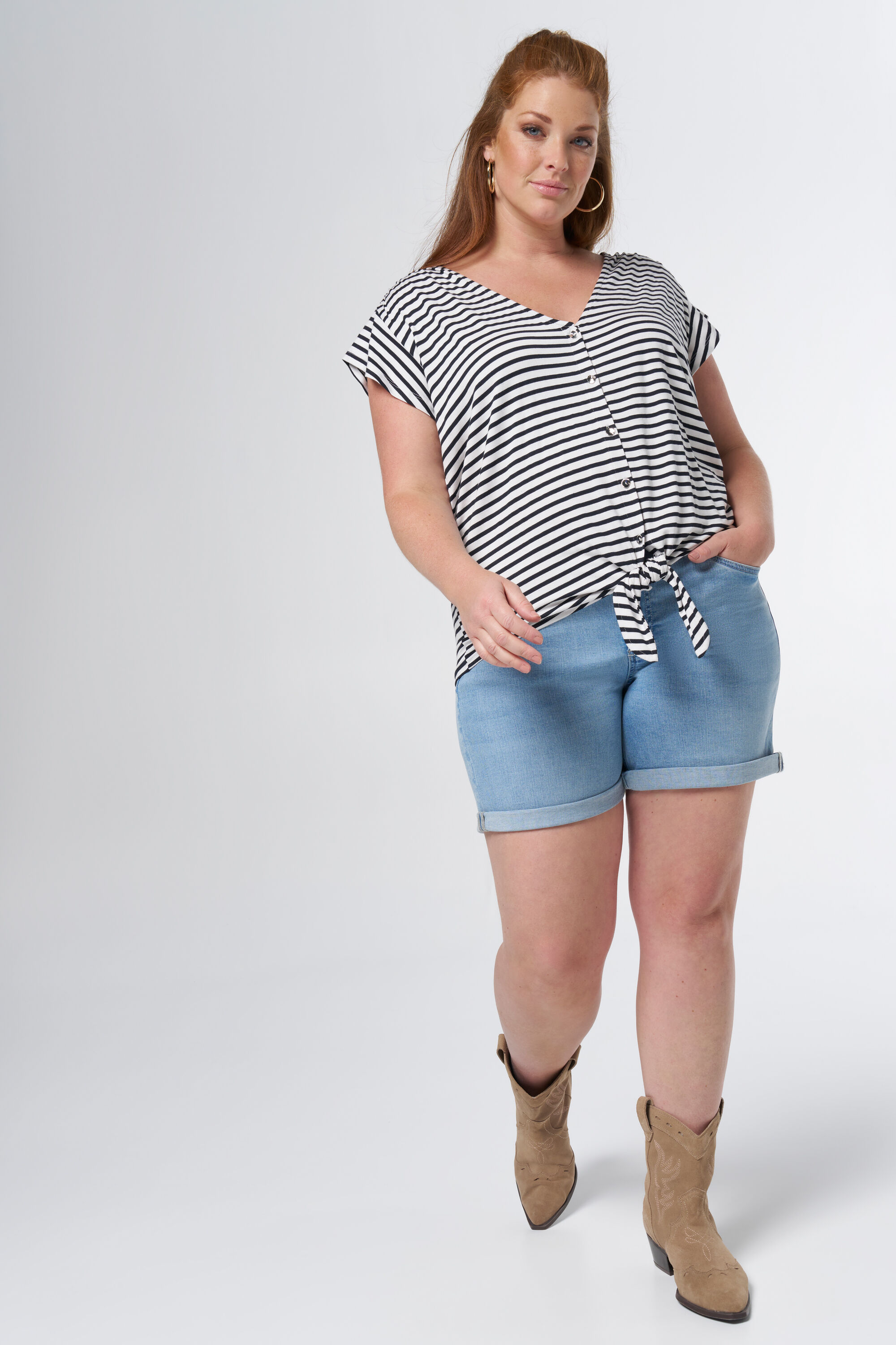 Top de rayas con lazo image number 6