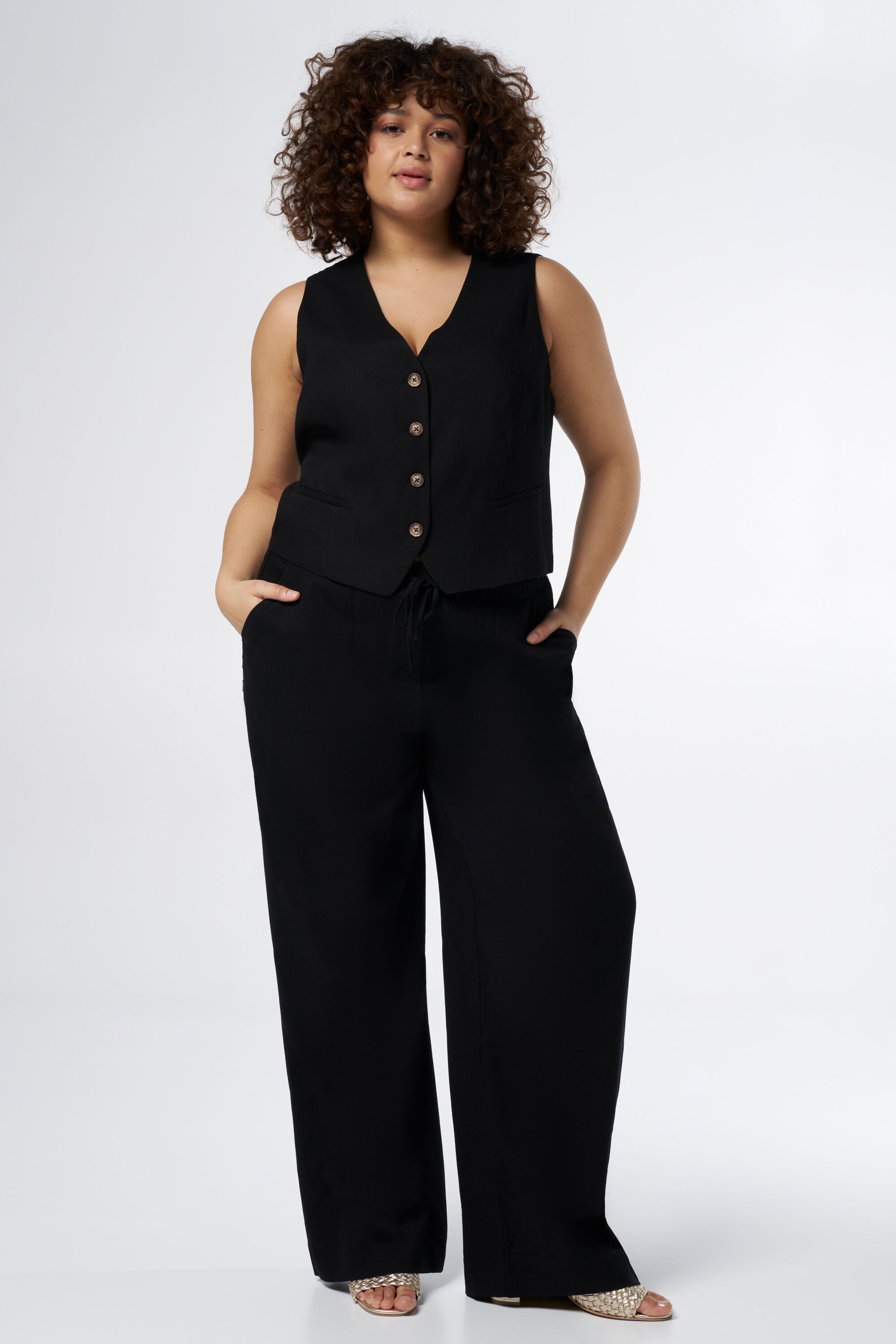 Chaleco de lino con botones carey image number 5