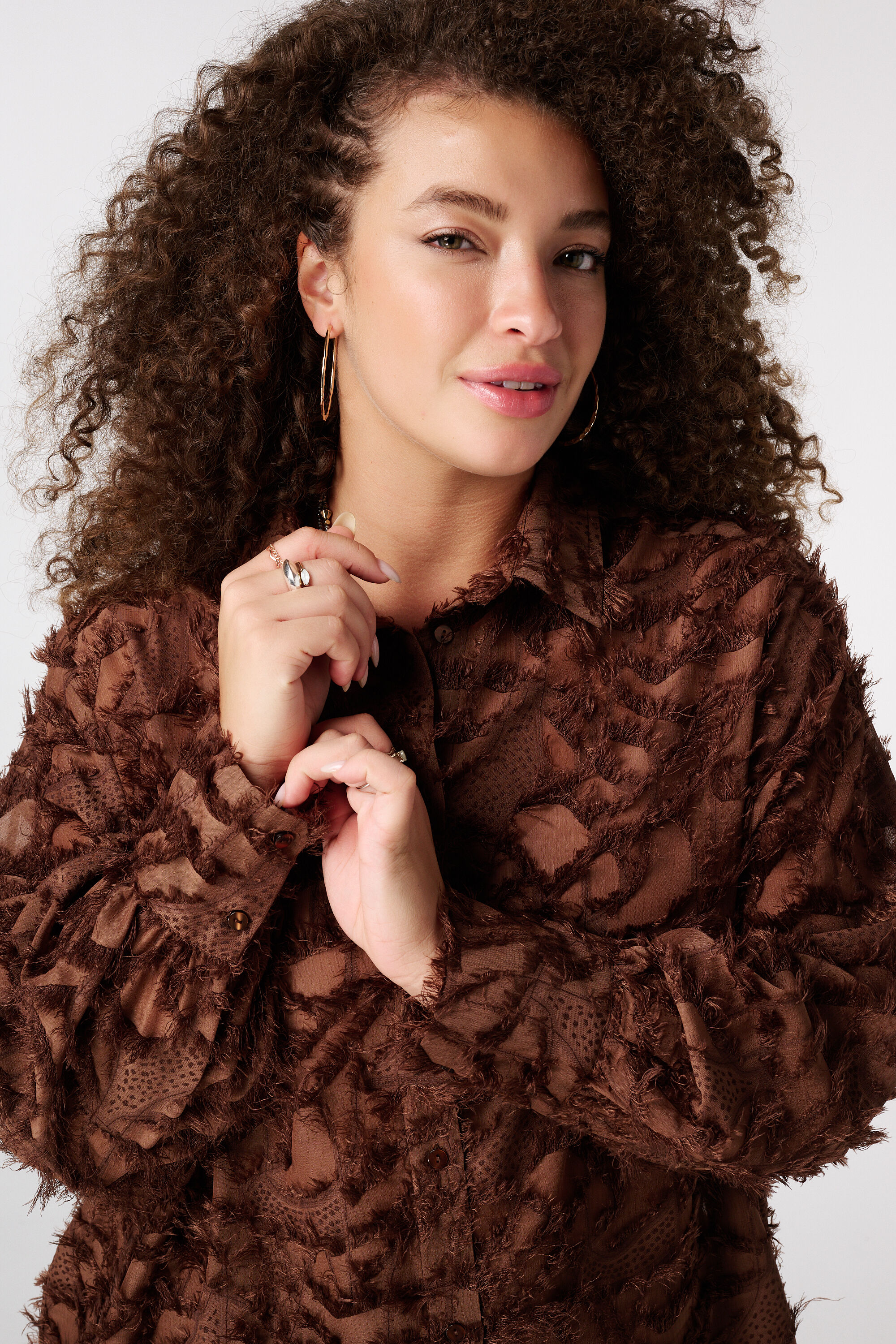 Blusa mullida con estampado image number 4