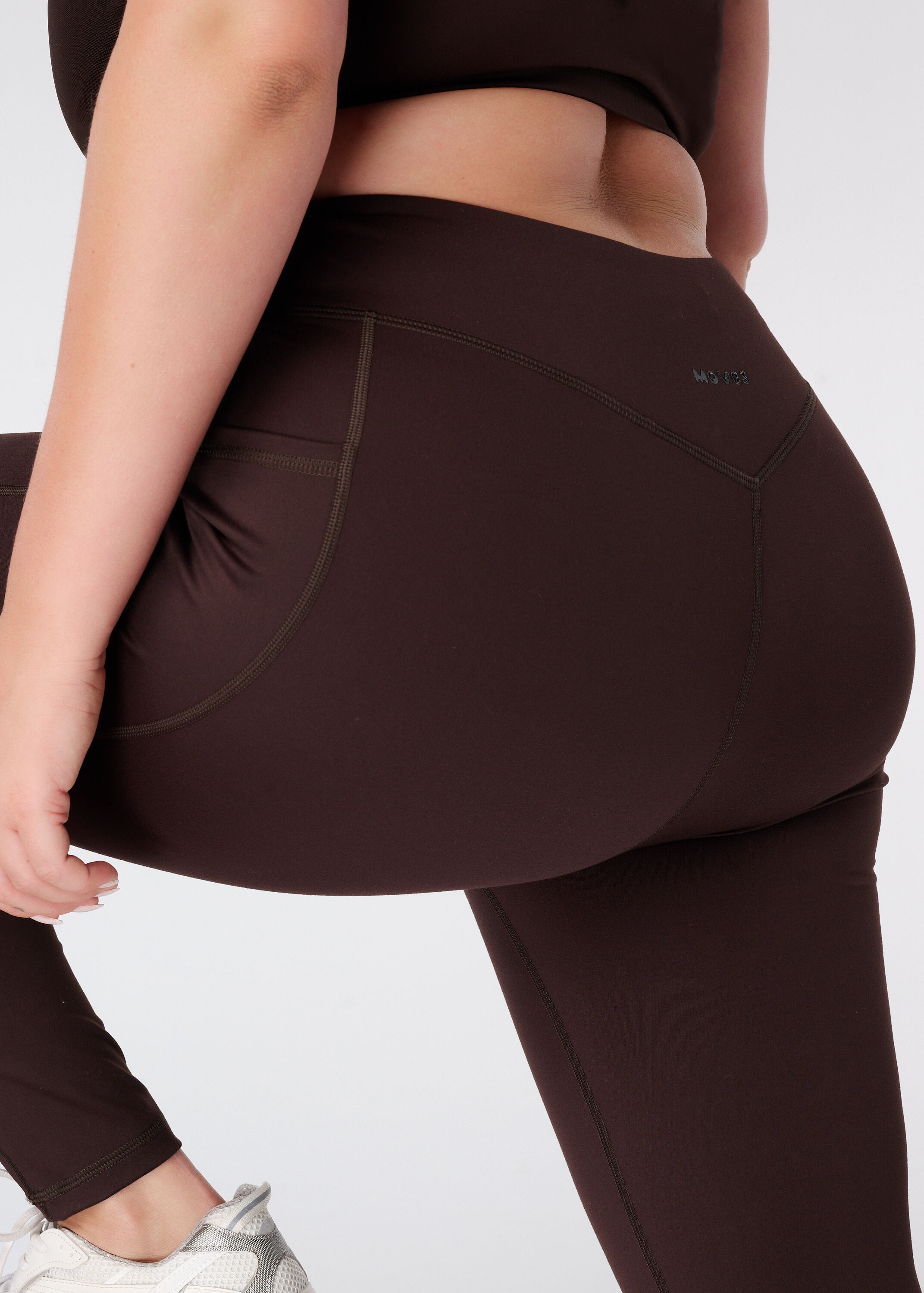 Leggings deportivos con bolsillos laterales image number 6