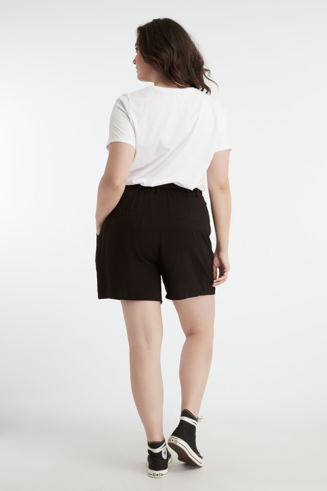 Shorts de viscosa con cinto   image number 4