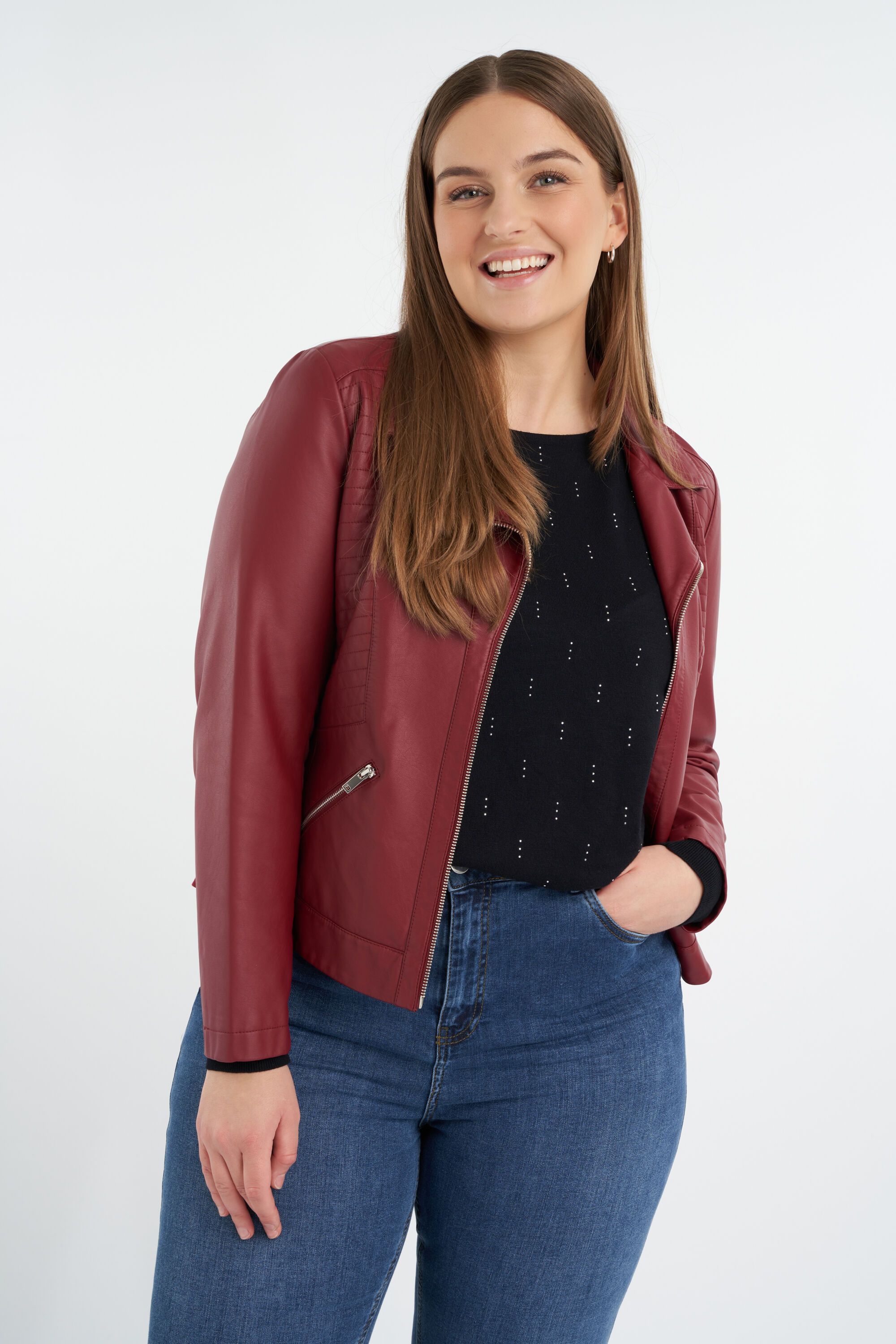 Chaqueta de cuero sint&eacute;tico  image number 6