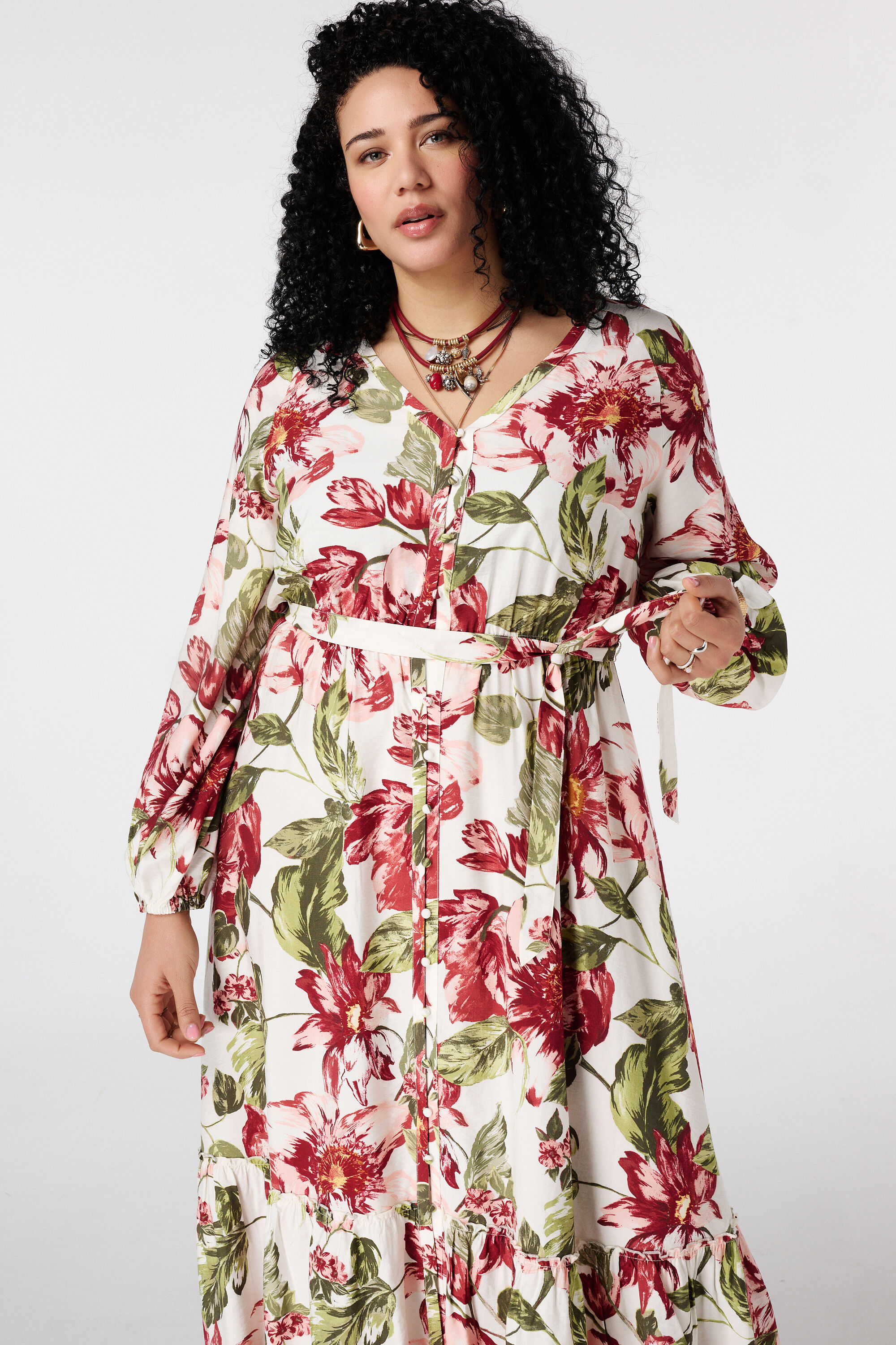 Vestido maxi con estampado floral image number 5