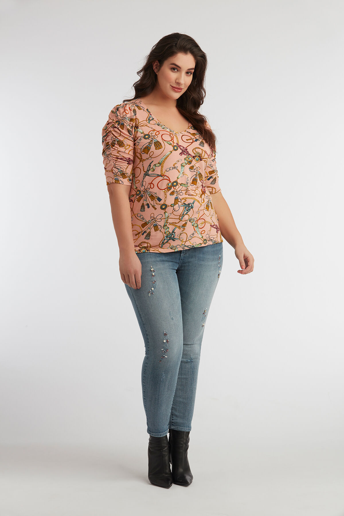 Camiseta con mangas arrugadas image number 3