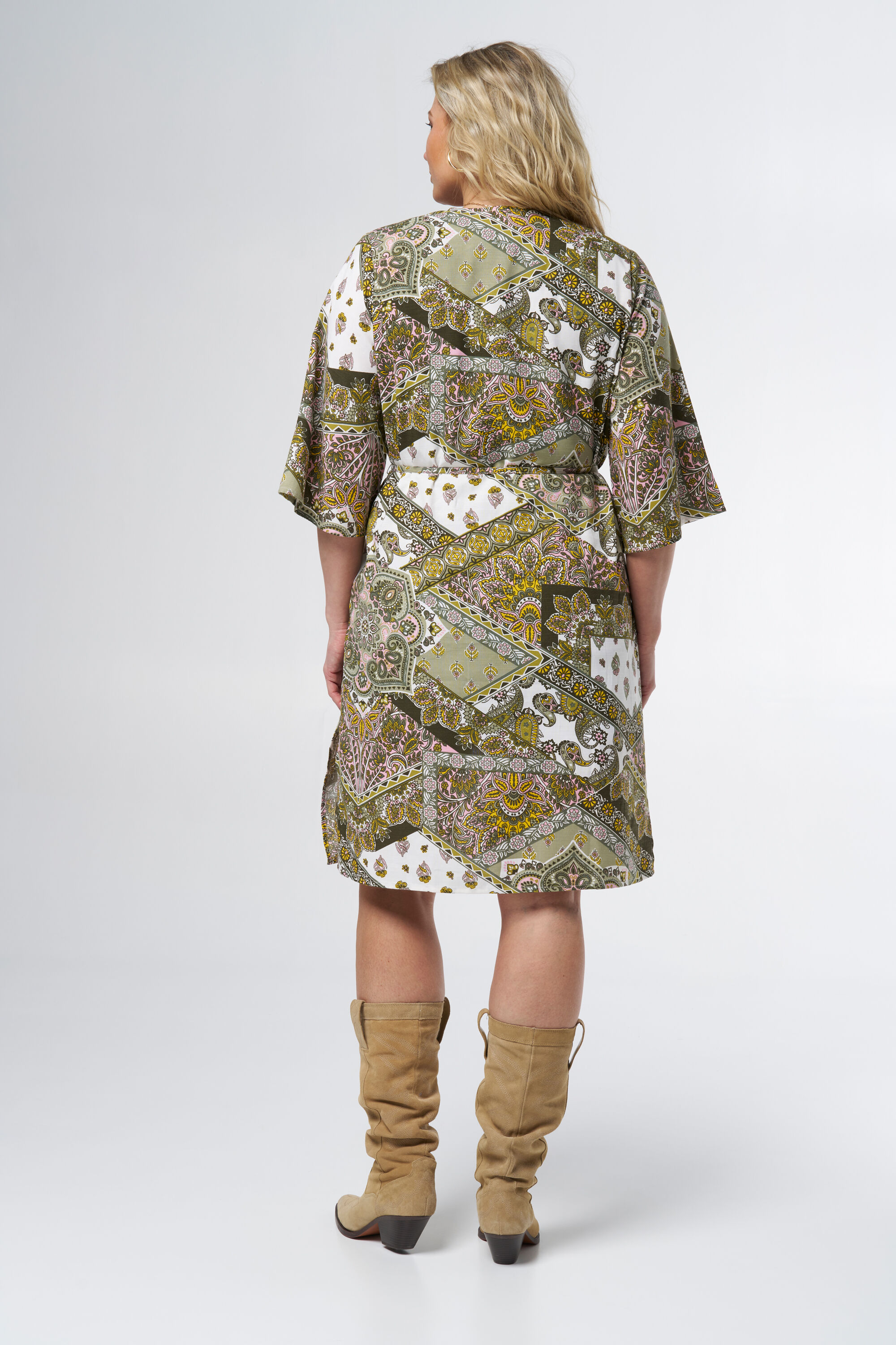 Quimono con estampado image number 3