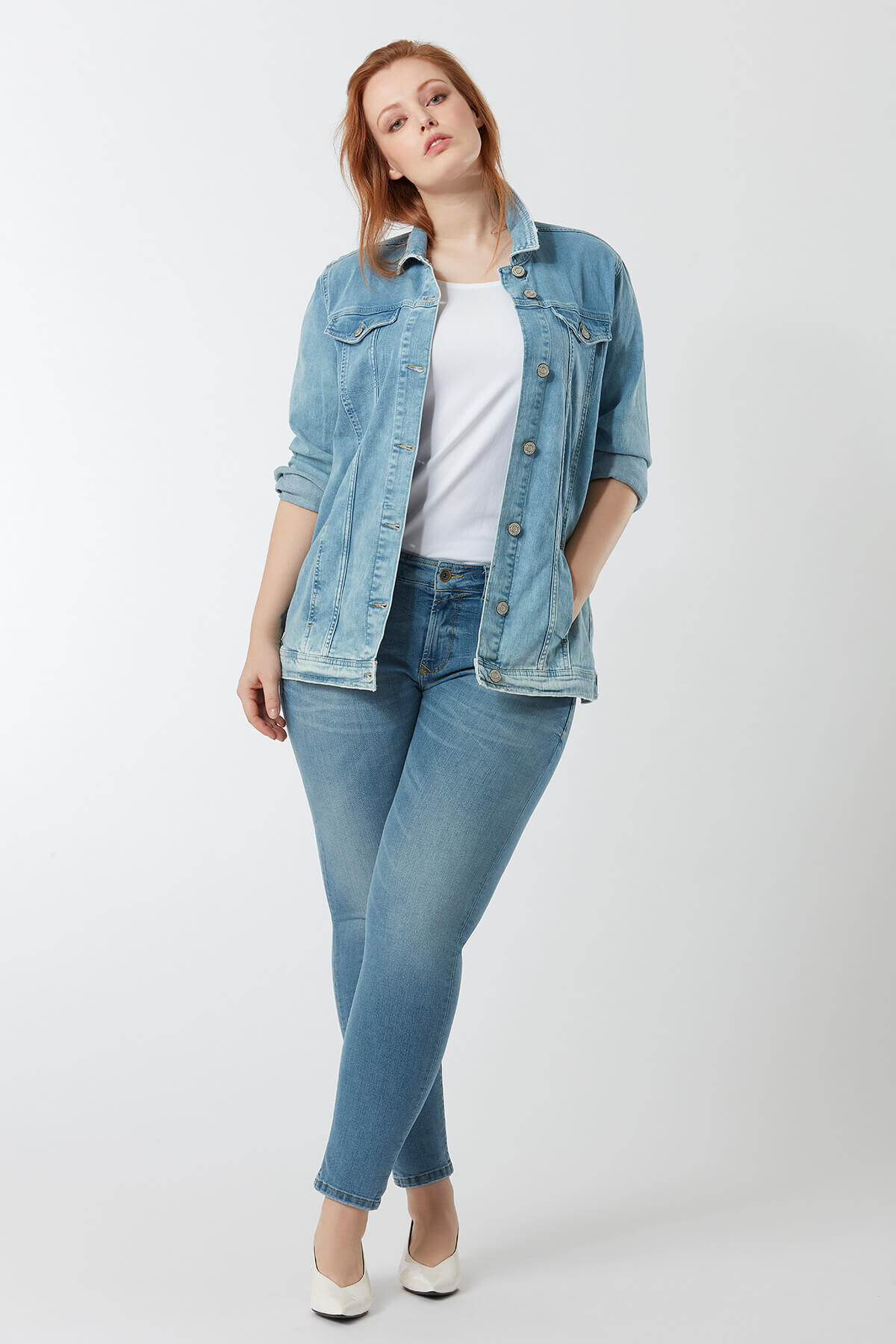 some,... vaqueros pitillo deste&ntilde;idos para figuras en forma de A image number 5