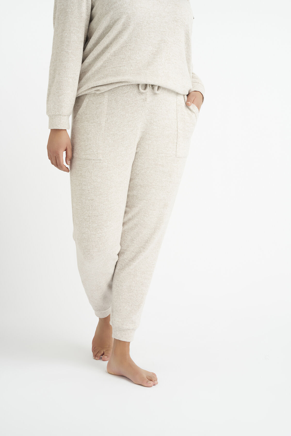 Pantalones c&oacute;modos image number 4