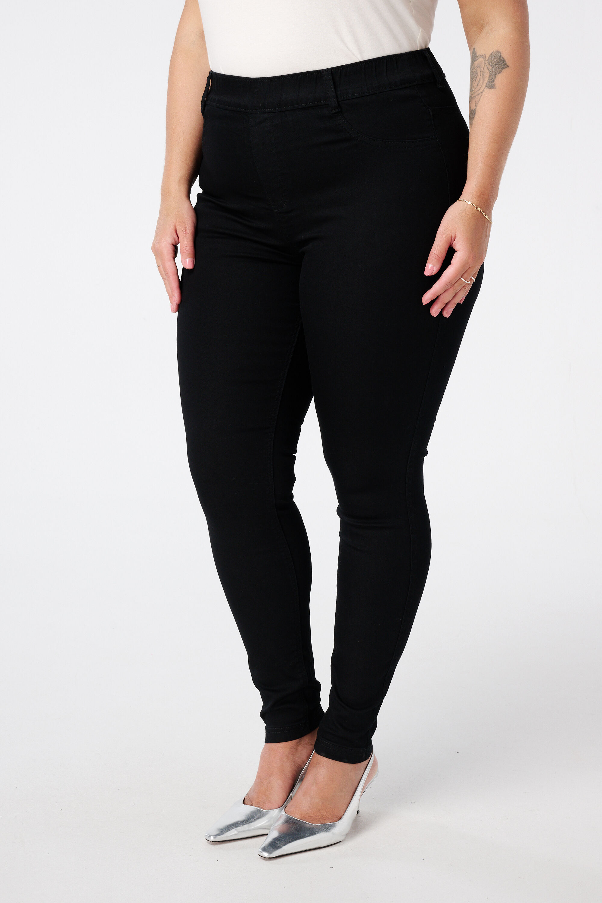 Treggings con aspecto denim image number 5