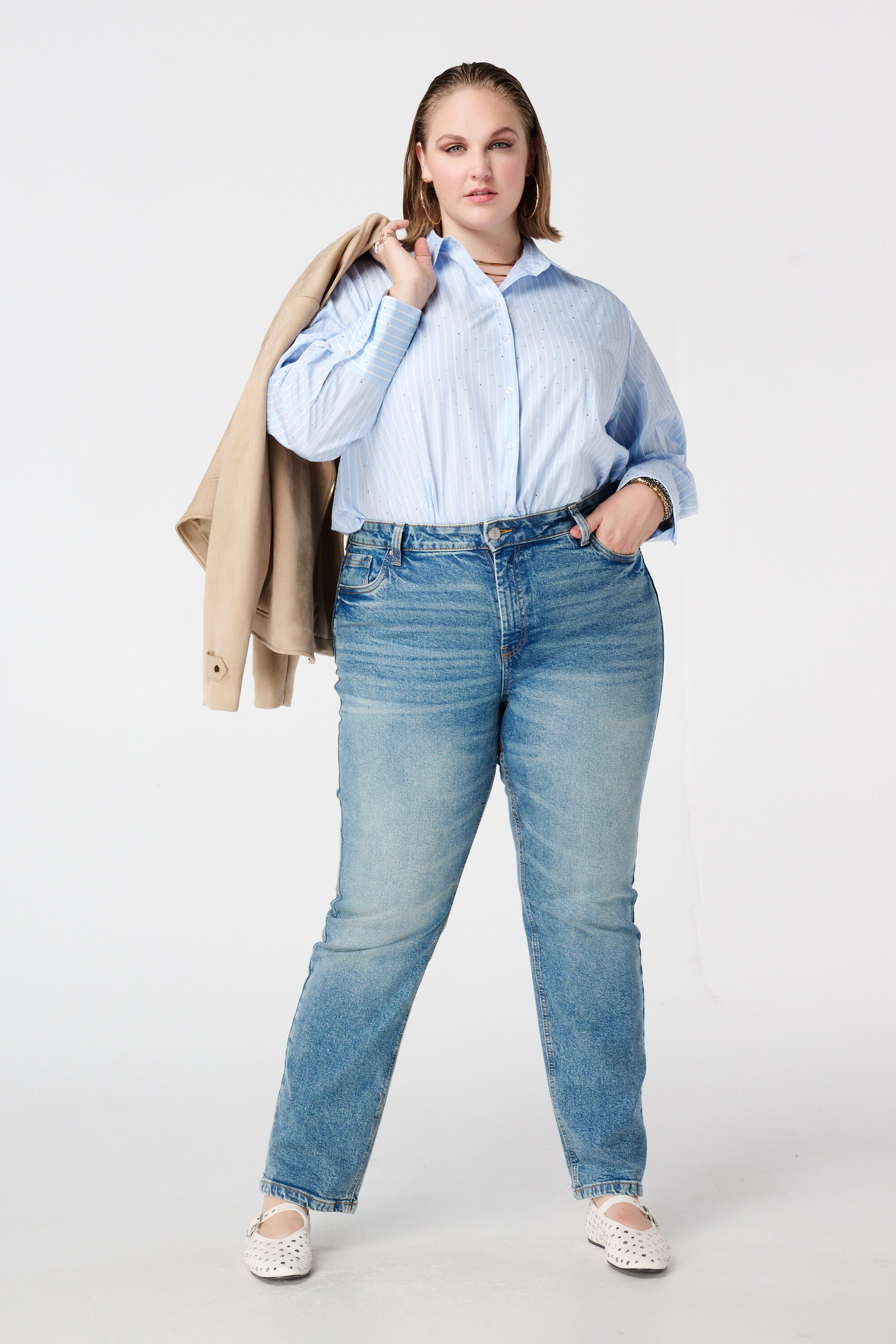 Blusa de rayas con detalles de strass image number 5