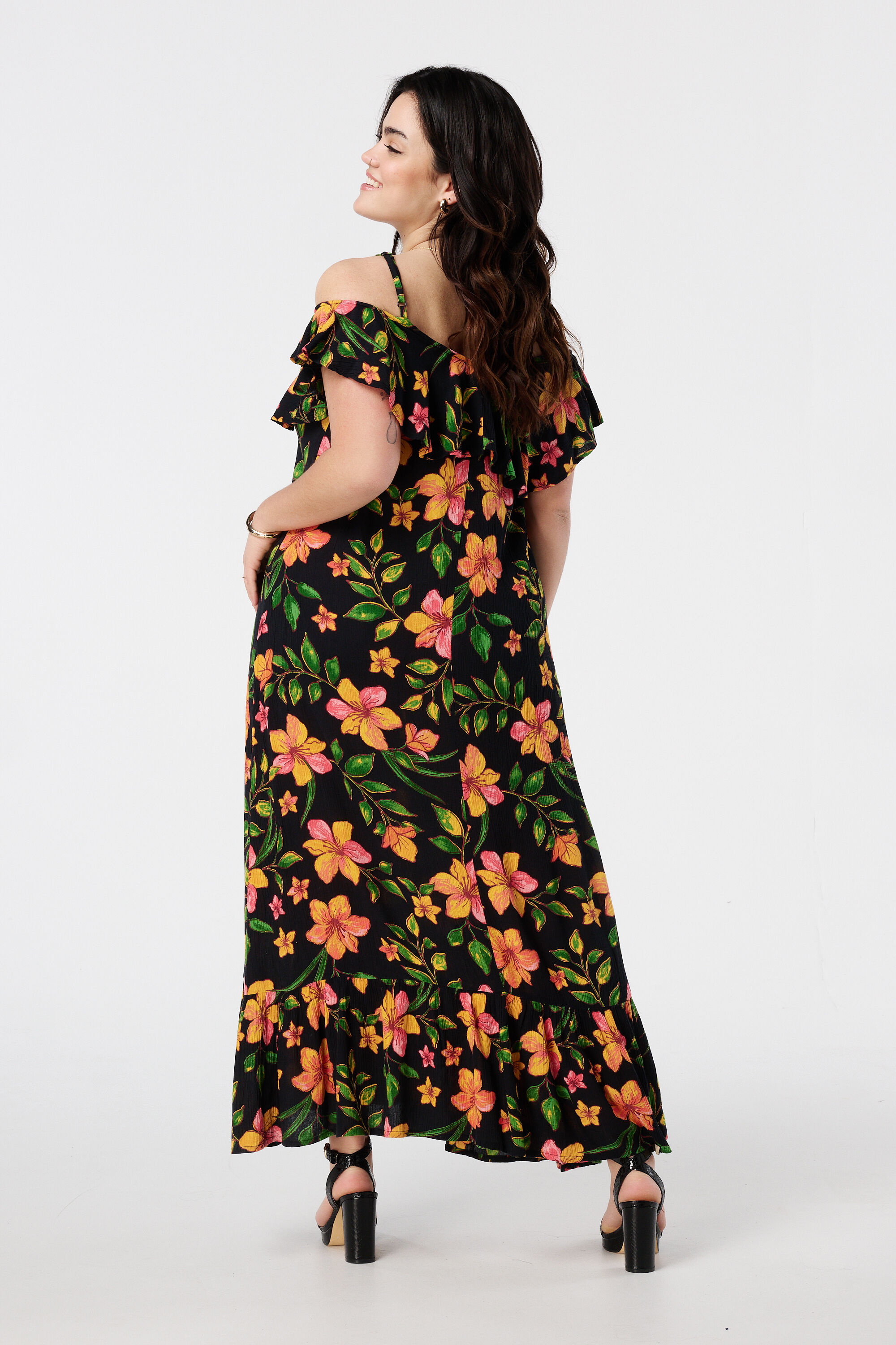 Vestido con estampado image number 3