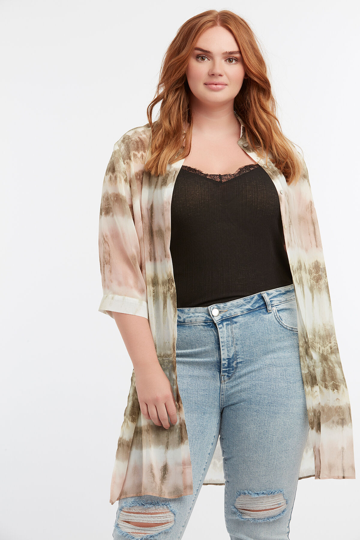 Top sin mangas con encaje image number 5