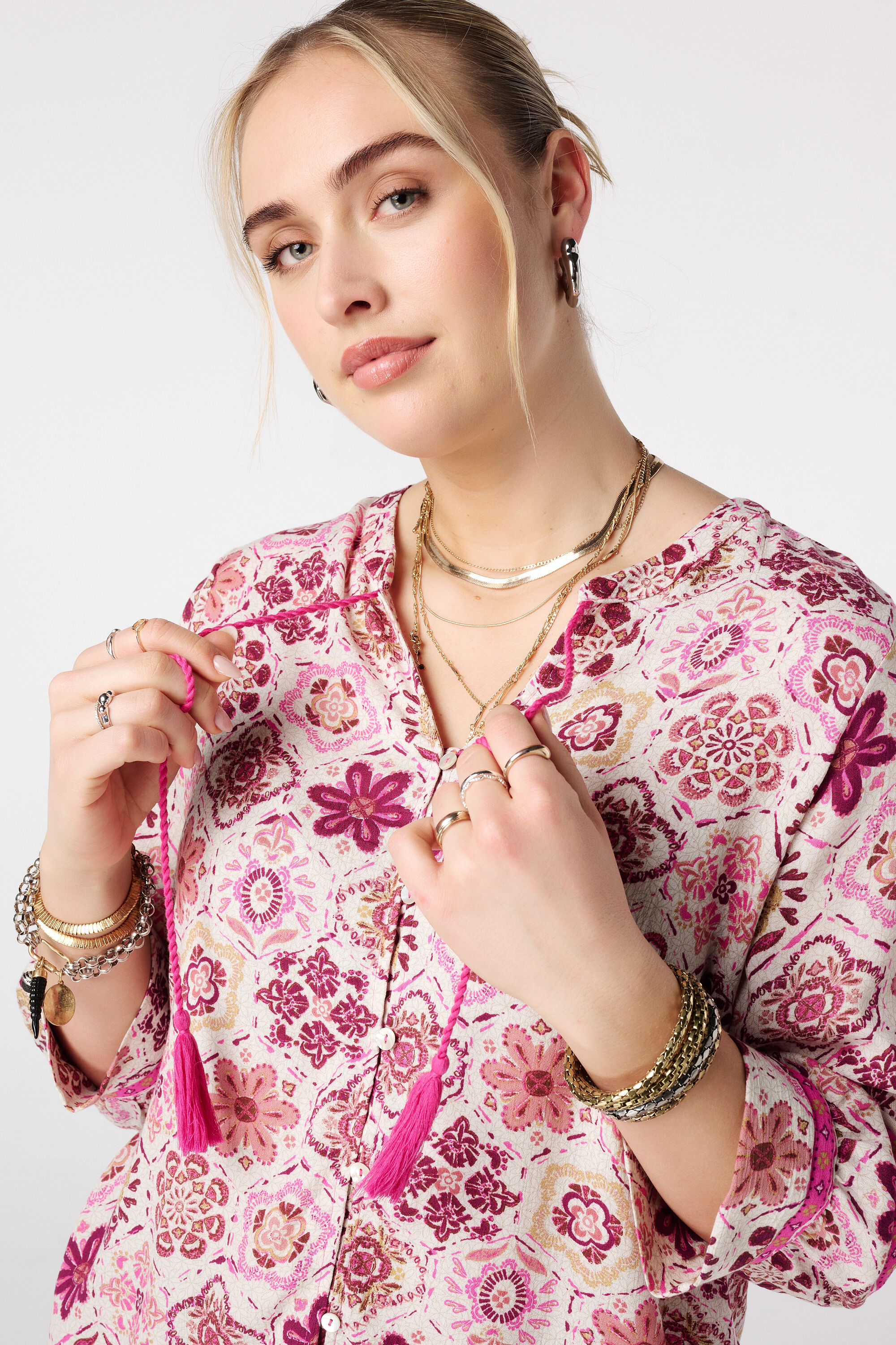 Blusa con cierre de botones image number 4