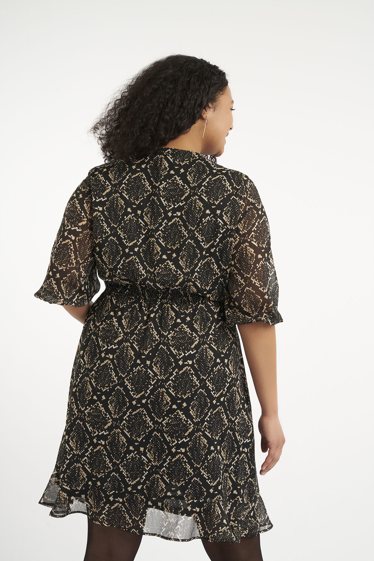 Vestido con estampado  image number 3