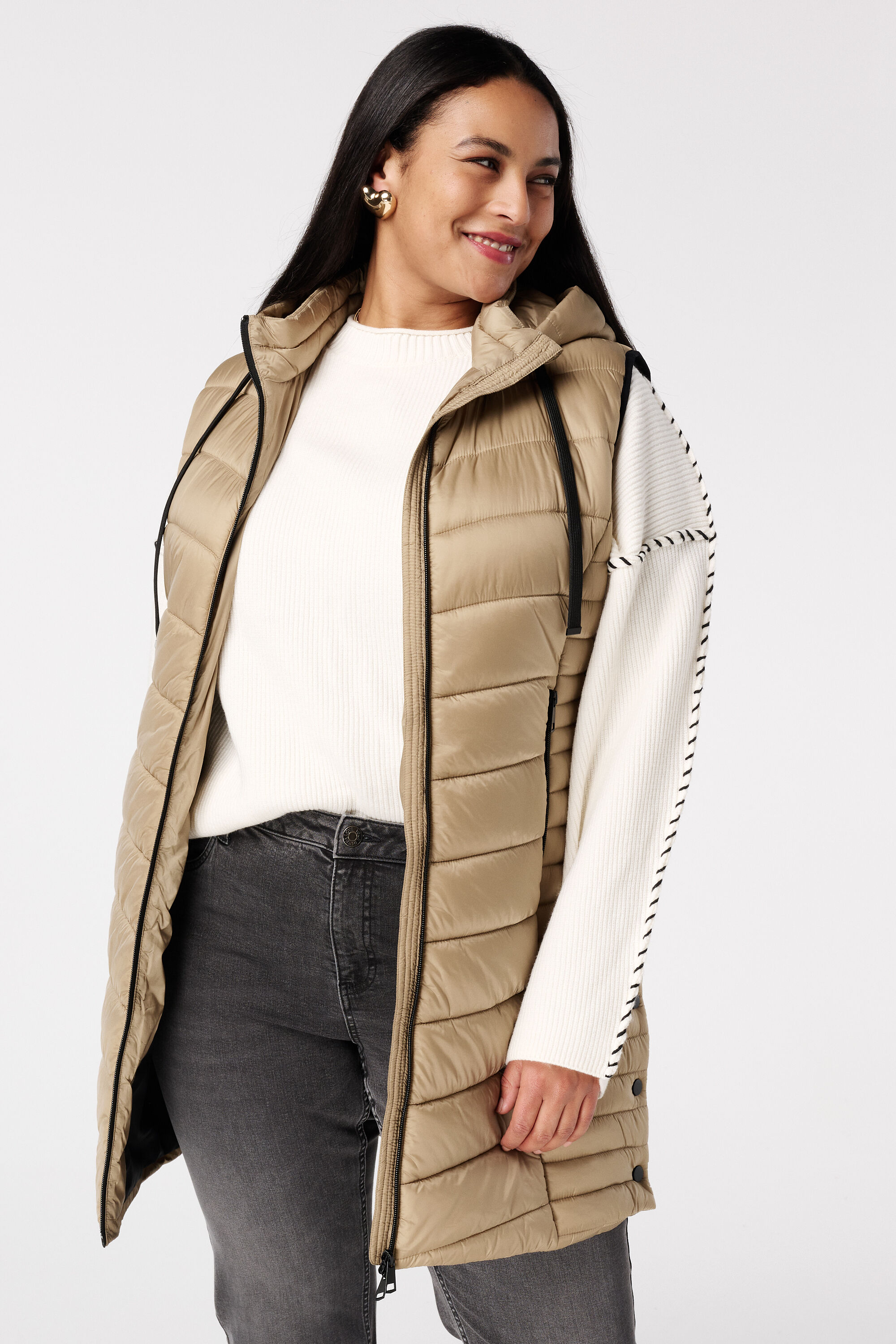 Chaleco largo acolchado con capucha image number 5