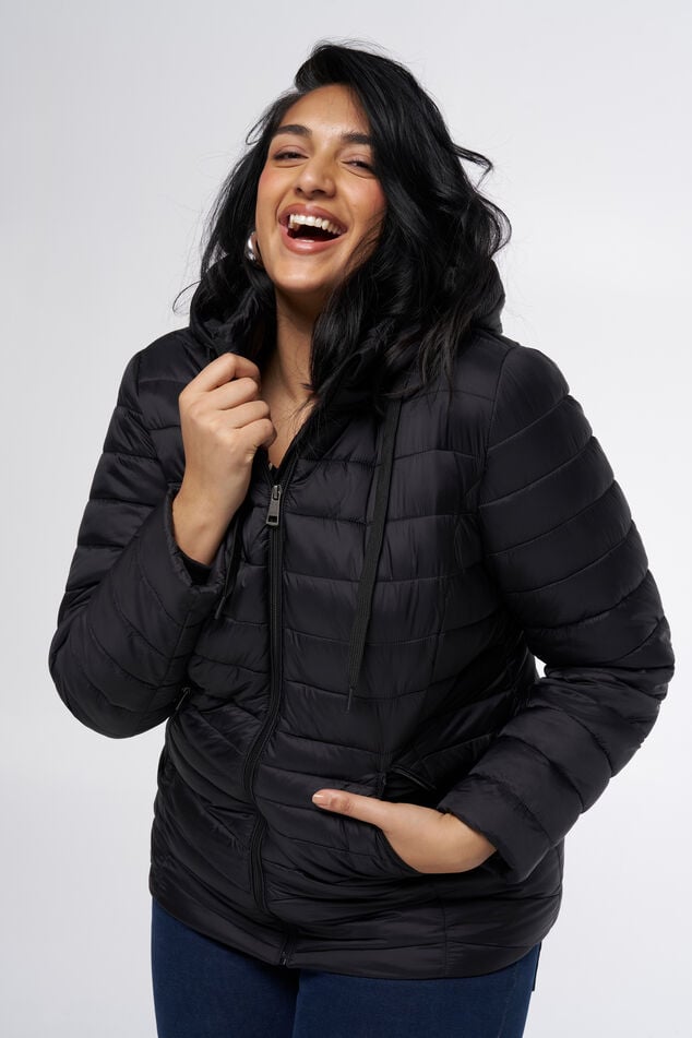 Chaqueta acolchada con capucha  image number 0