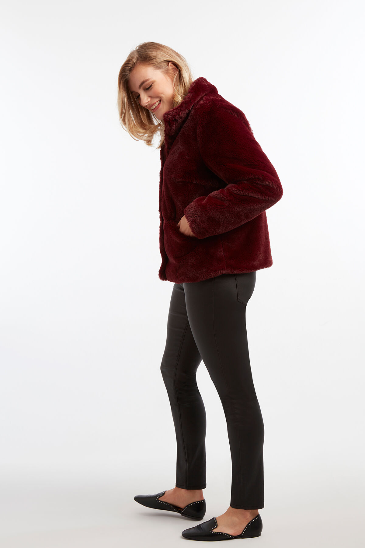 Abrigo de pelo sint&eacute;tico image number 4