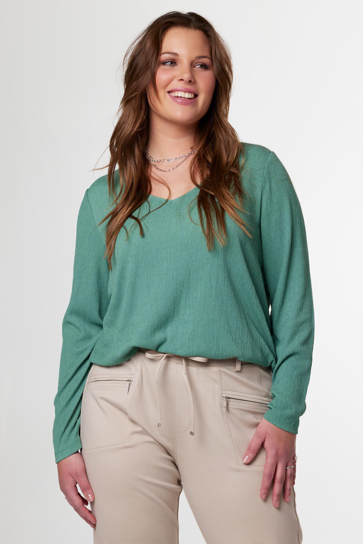 Top con estructura en el tejido image number 5