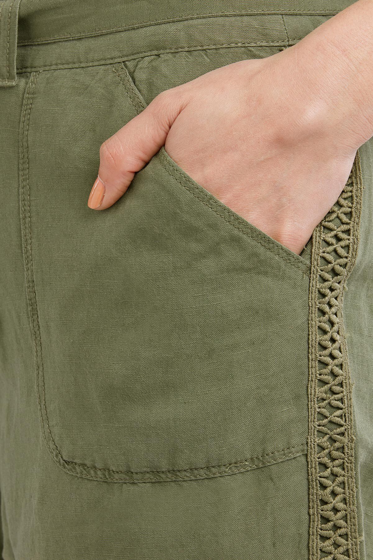 Shorts de mezcla de lino image number 5