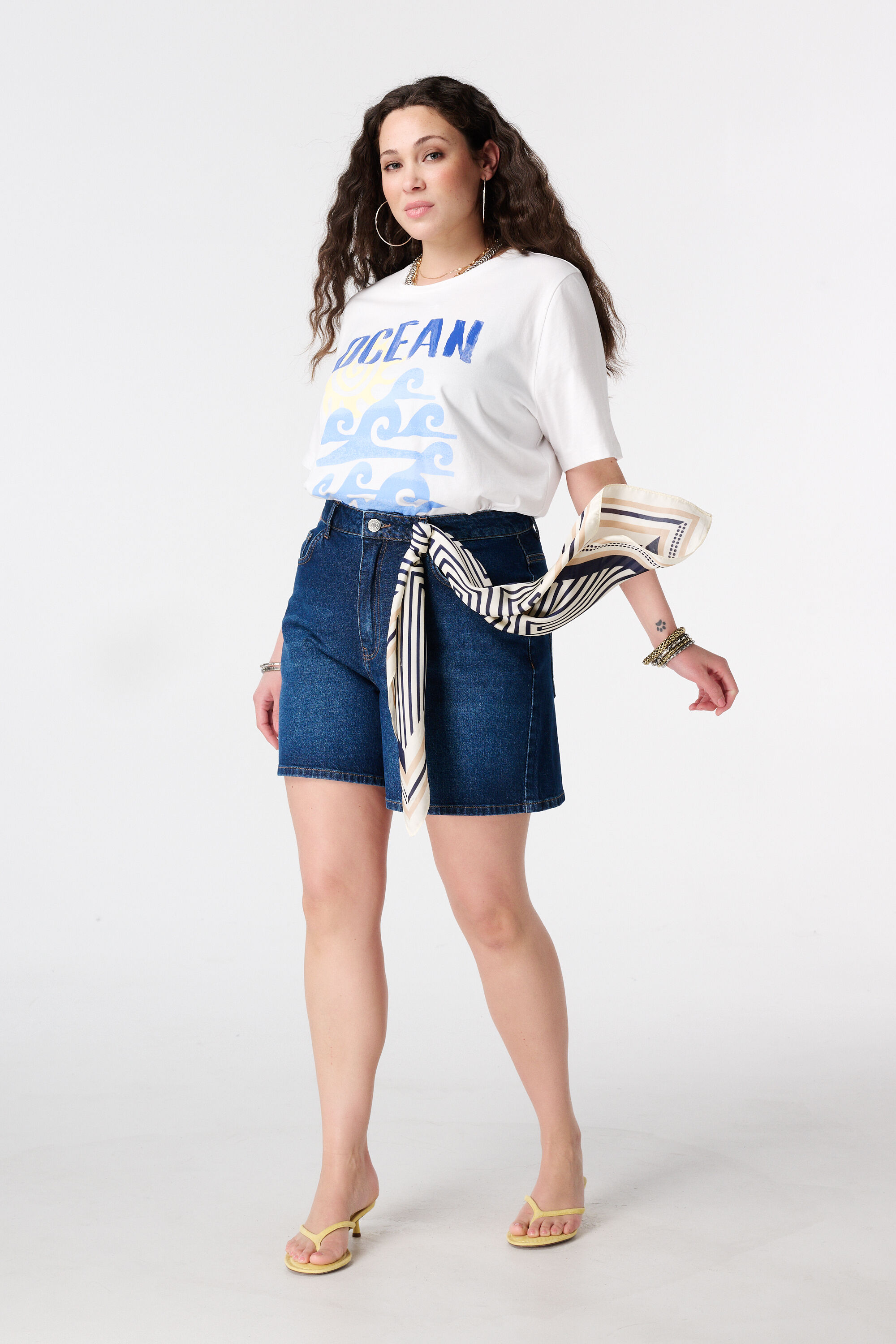 Camiseta con estampado image number 5