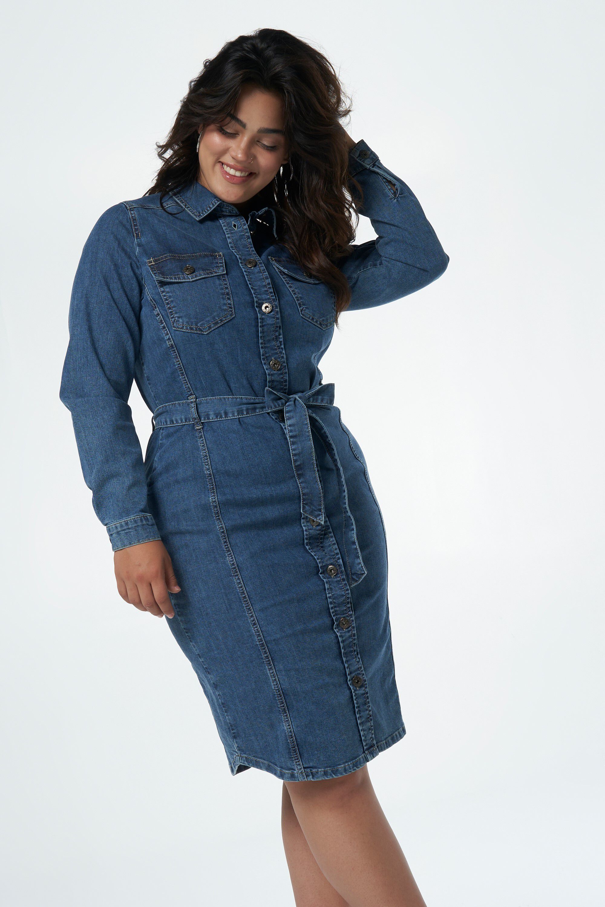 Vestido denim con botones image number 5