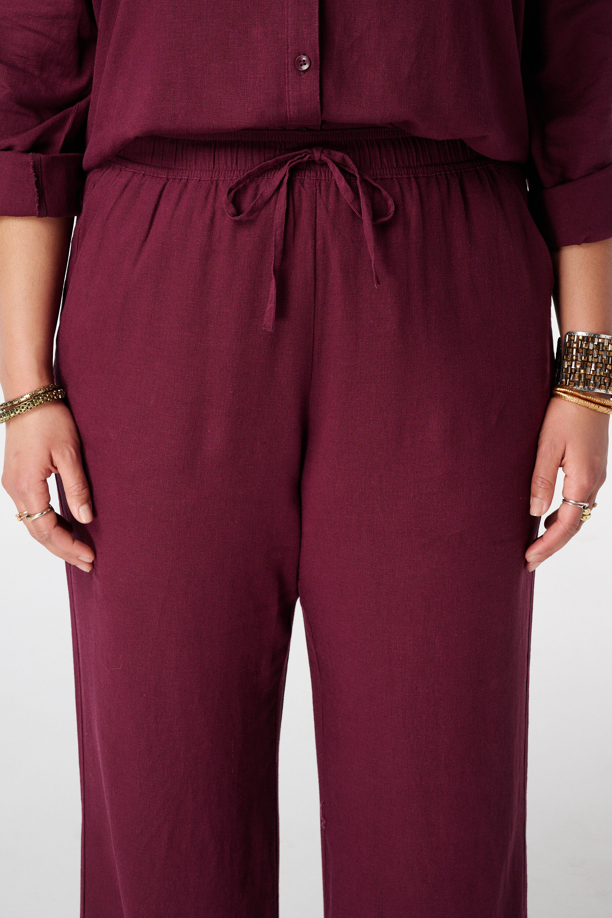 Pantal&oacute;n de lino image number 4