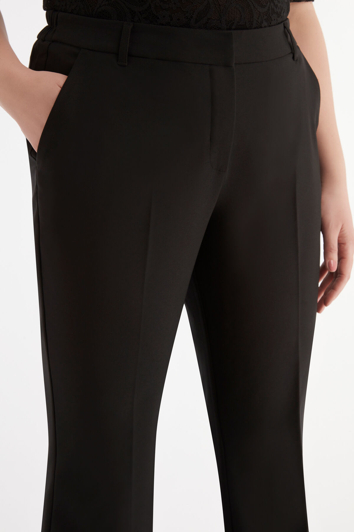 Pantalones anchos         image number 5