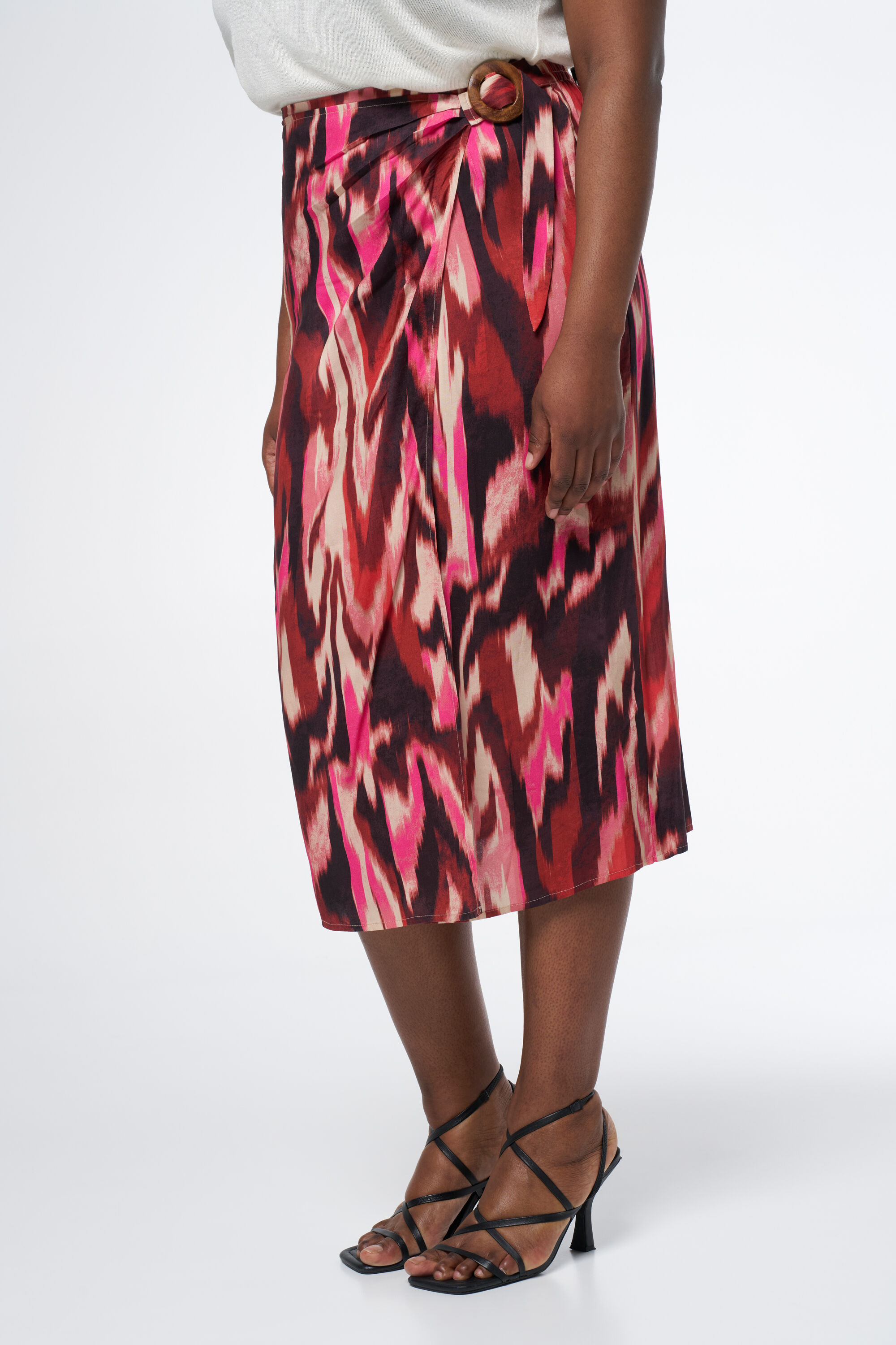 Falda midi con estampado image number 5