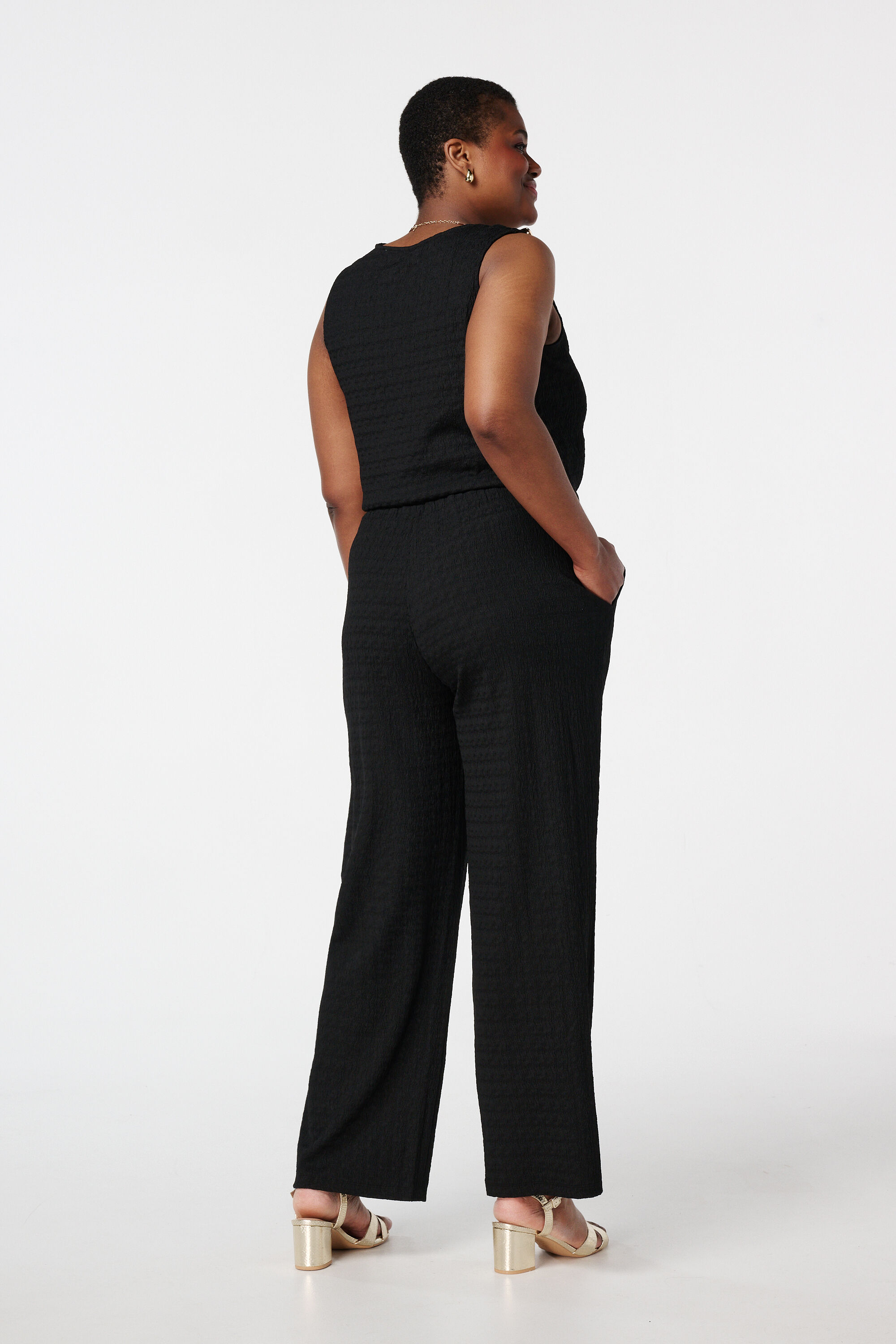 Pantalones con textura y cintura con lazo image number 3