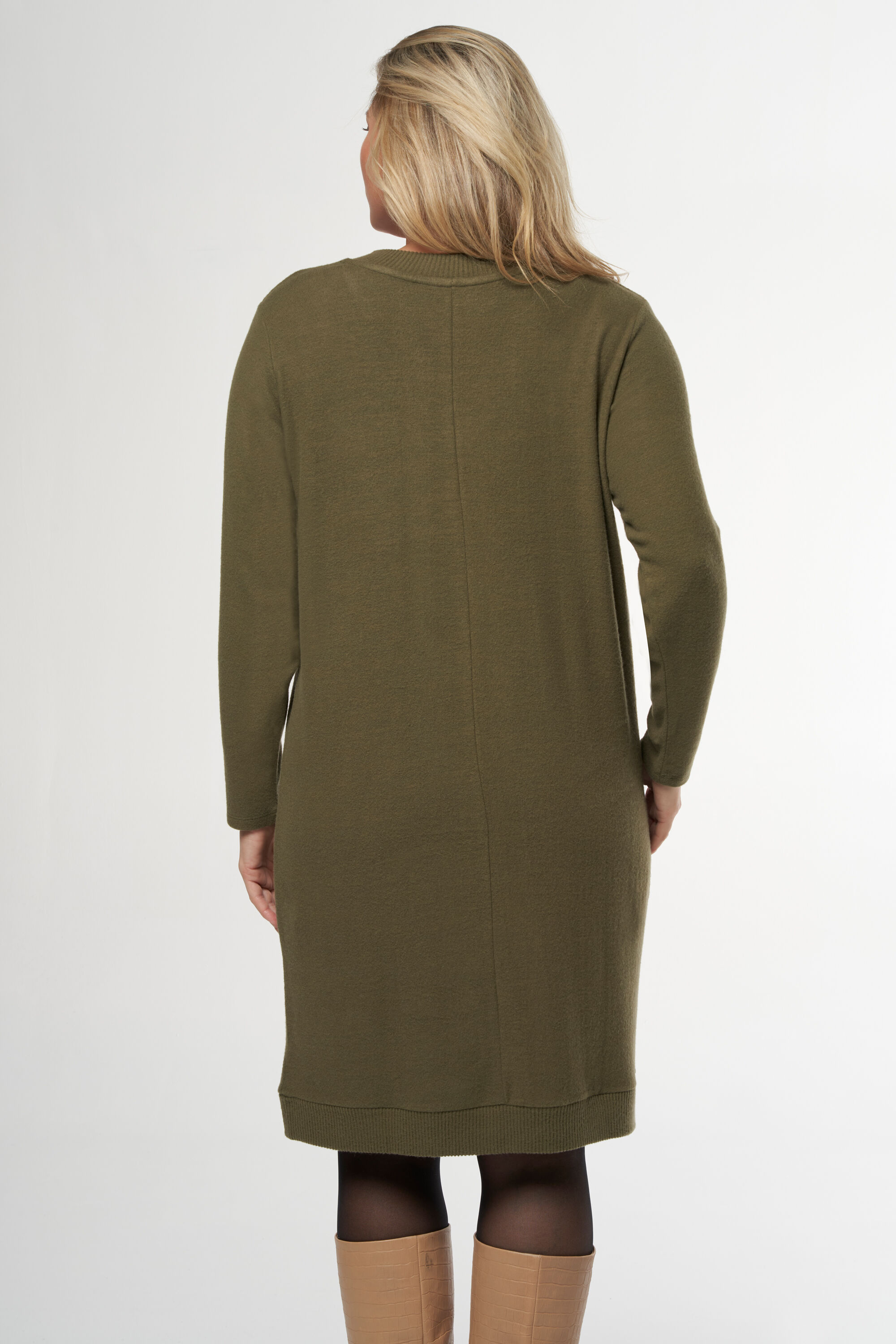 Vestido holgado de tela suave image number 3