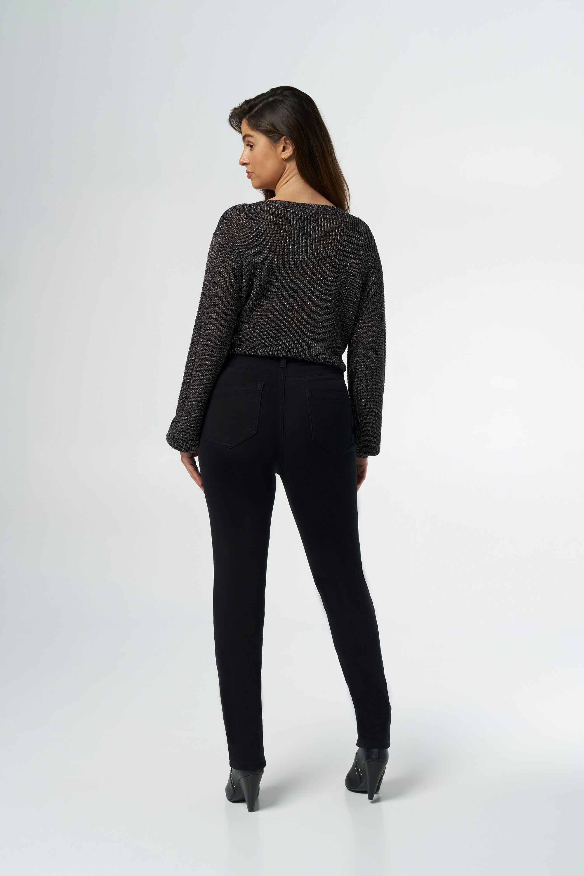 Vaqueros pitillo image number 3