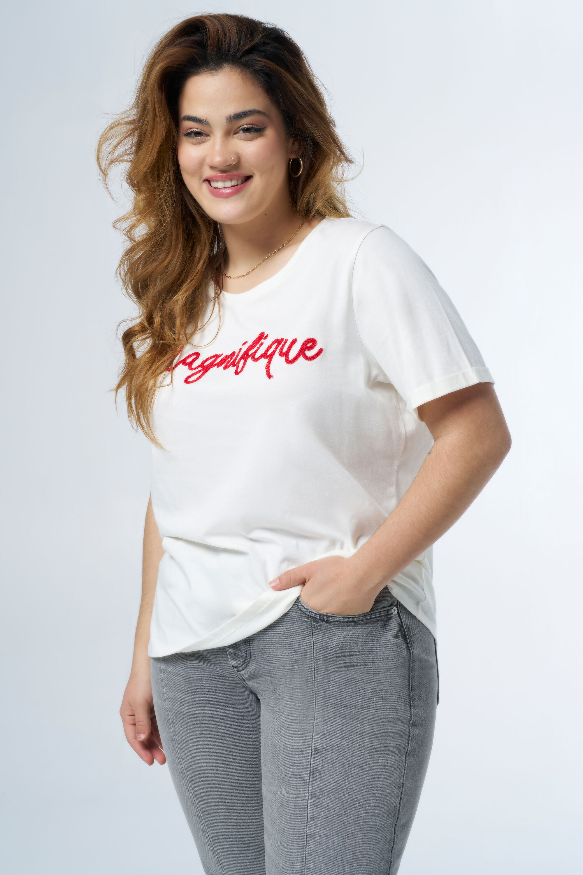 Camiseta con texto  image number 5