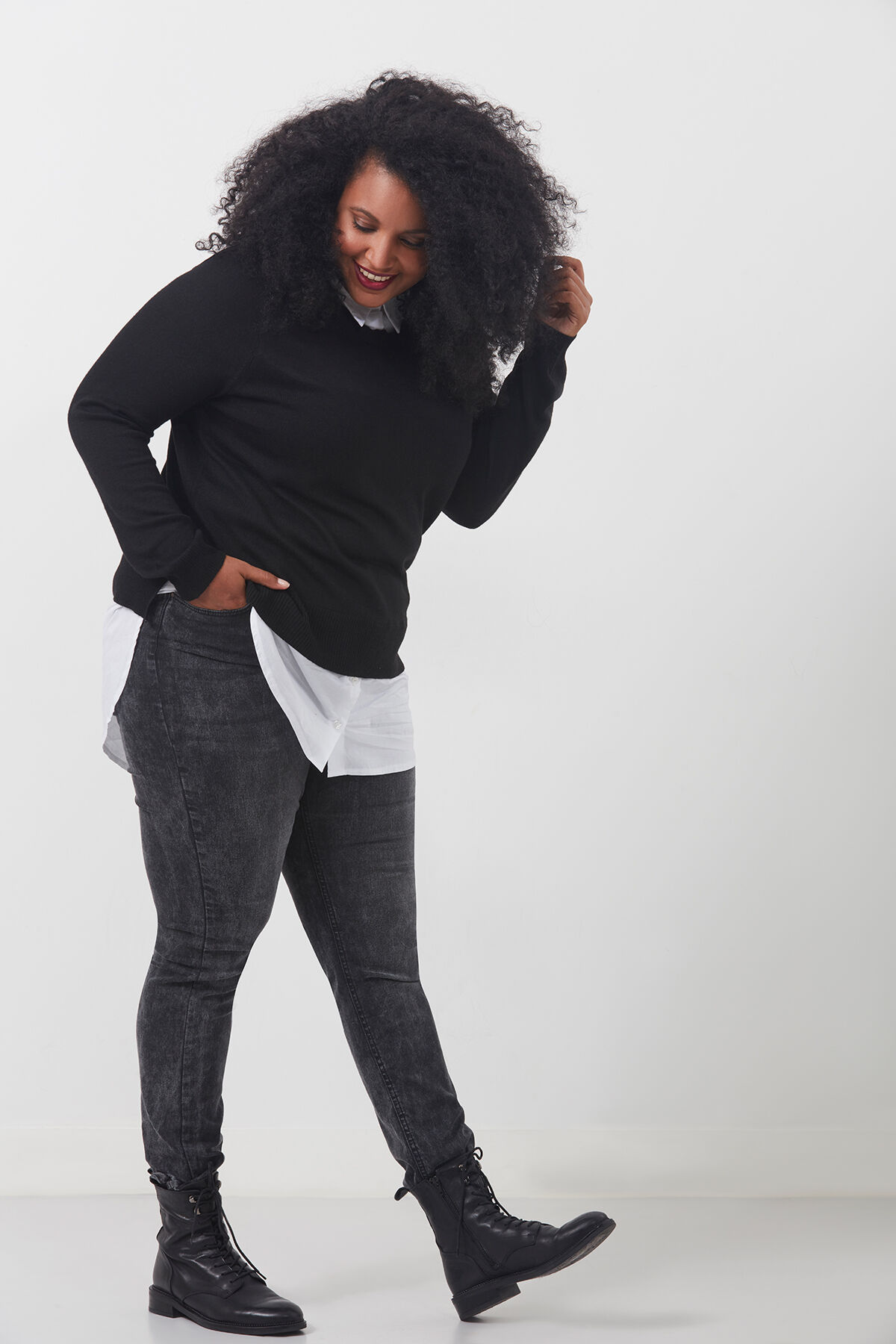 Jersey con cuello de blusa image number 3