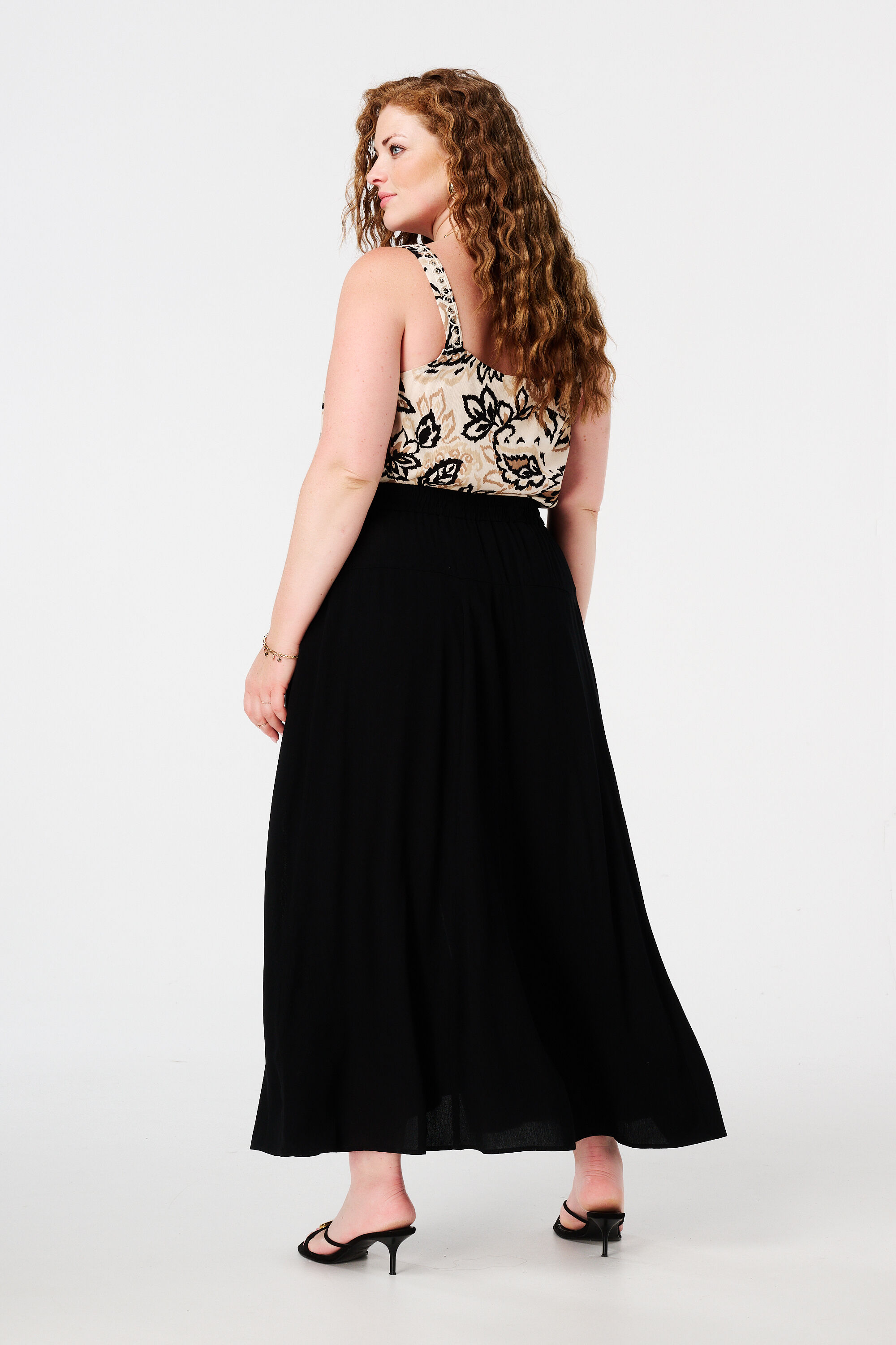 Falda con cintura el&aacute;stica  image number 3