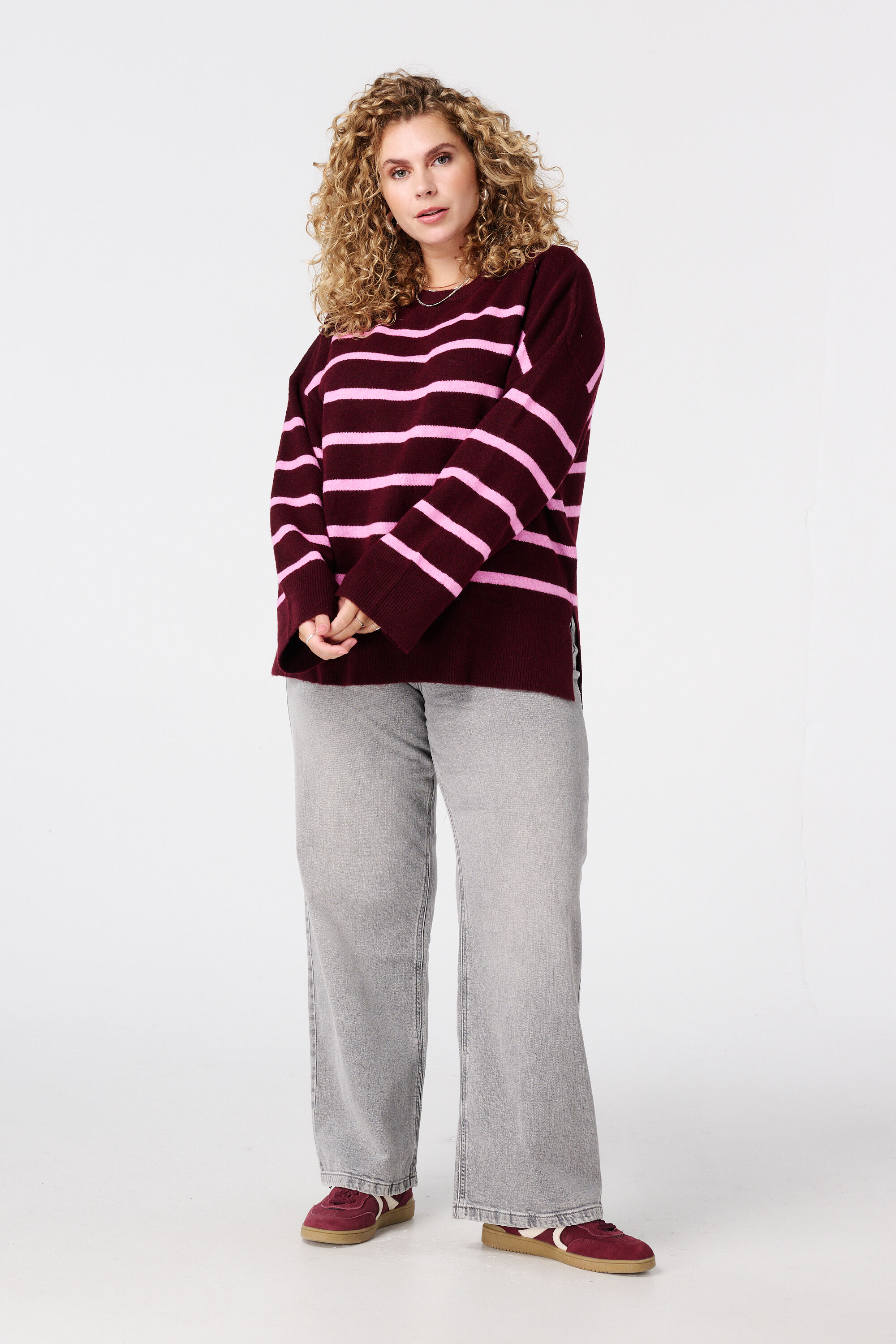 Jersey de punto con rayas y abertura image number 5