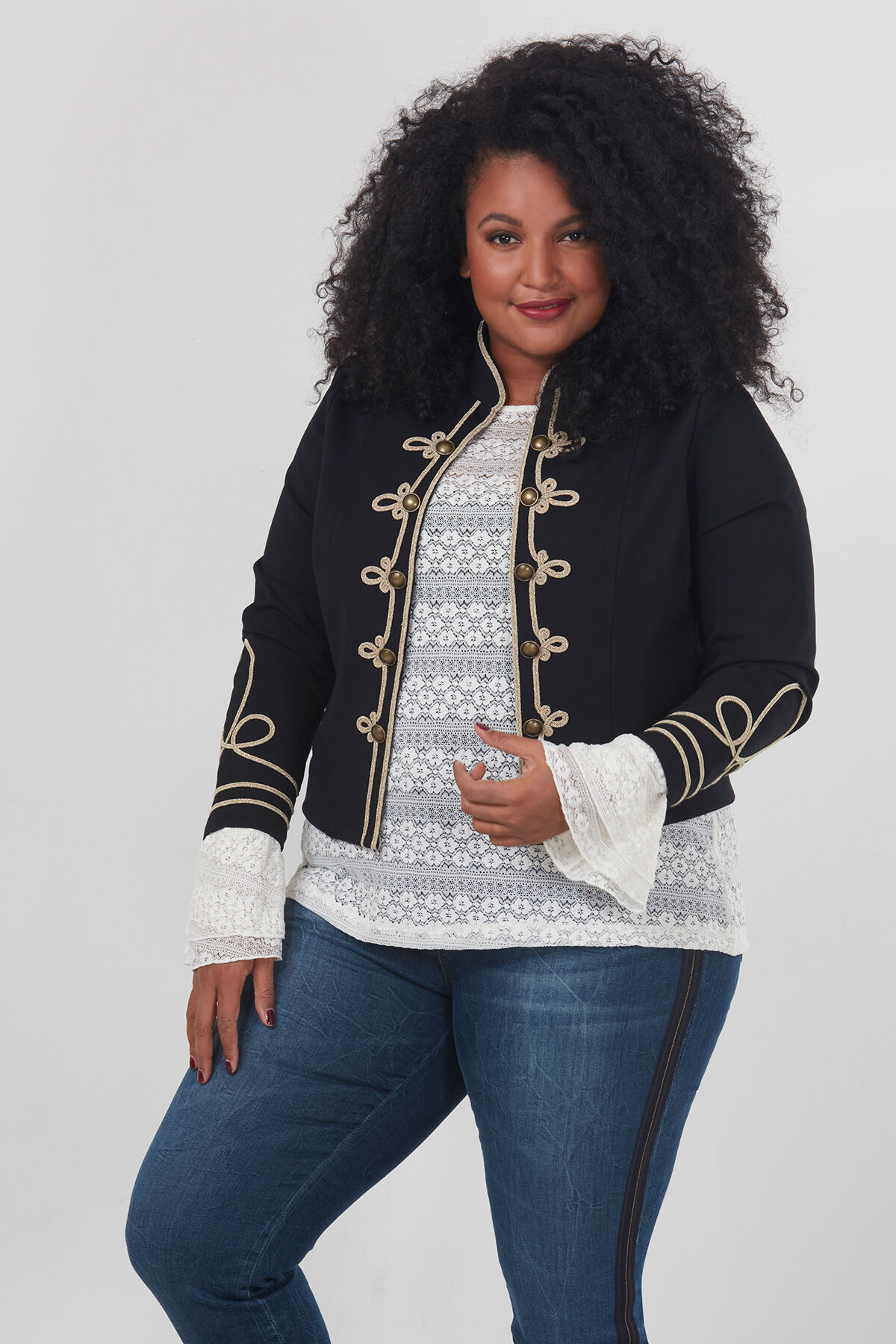 Chaqueta militar image number 3