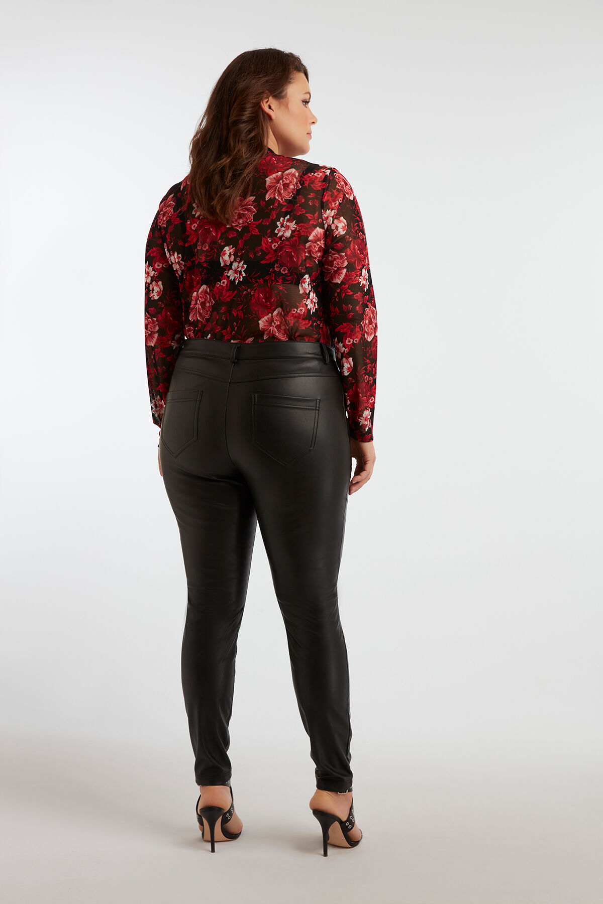 Top transparente image number 5