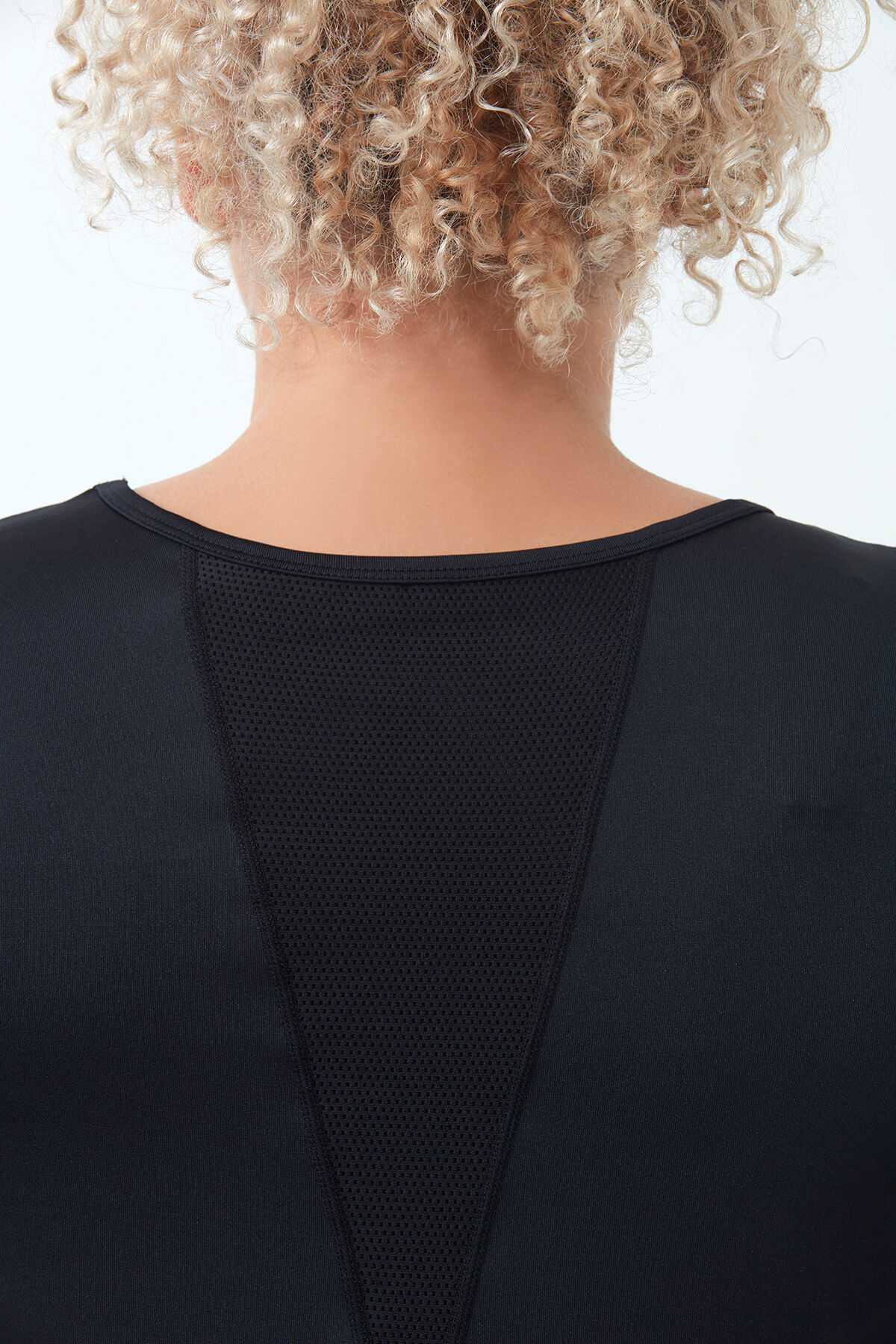 Top deportivo de bajo acampanado image number 4