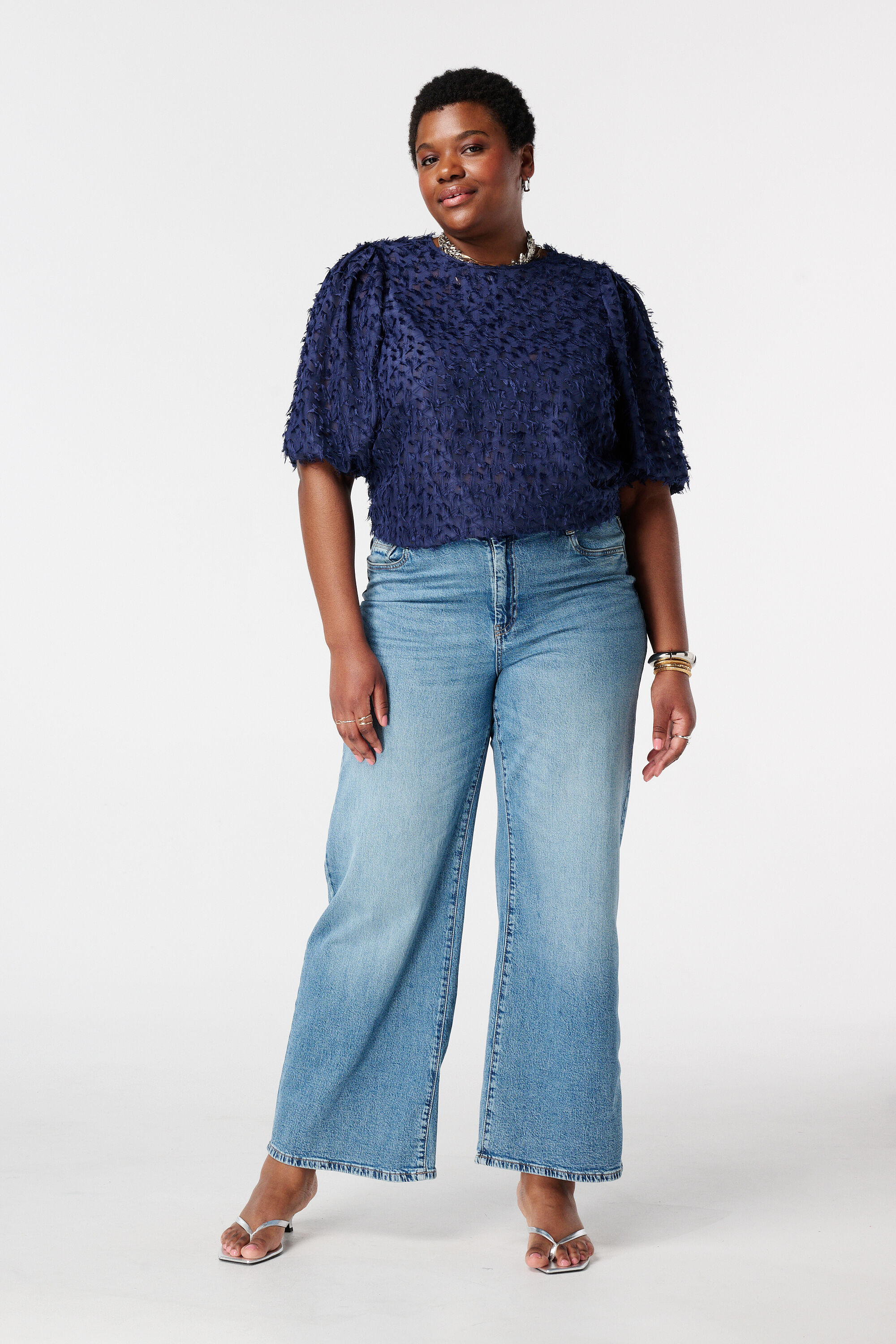 Blusa con textura image number 5